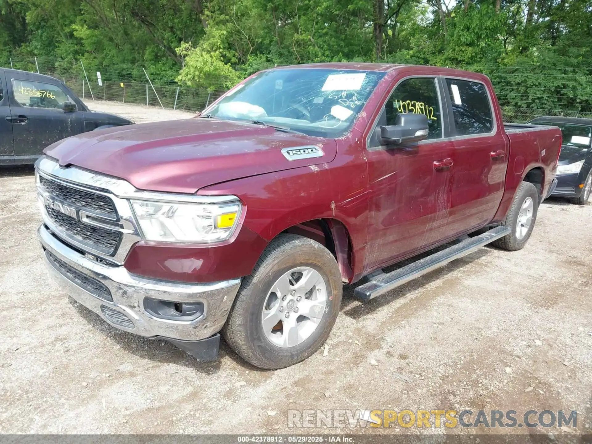 2 fotografías del automóvil dañado 1C6RREFM1NN254323 RAM 1500 2022
