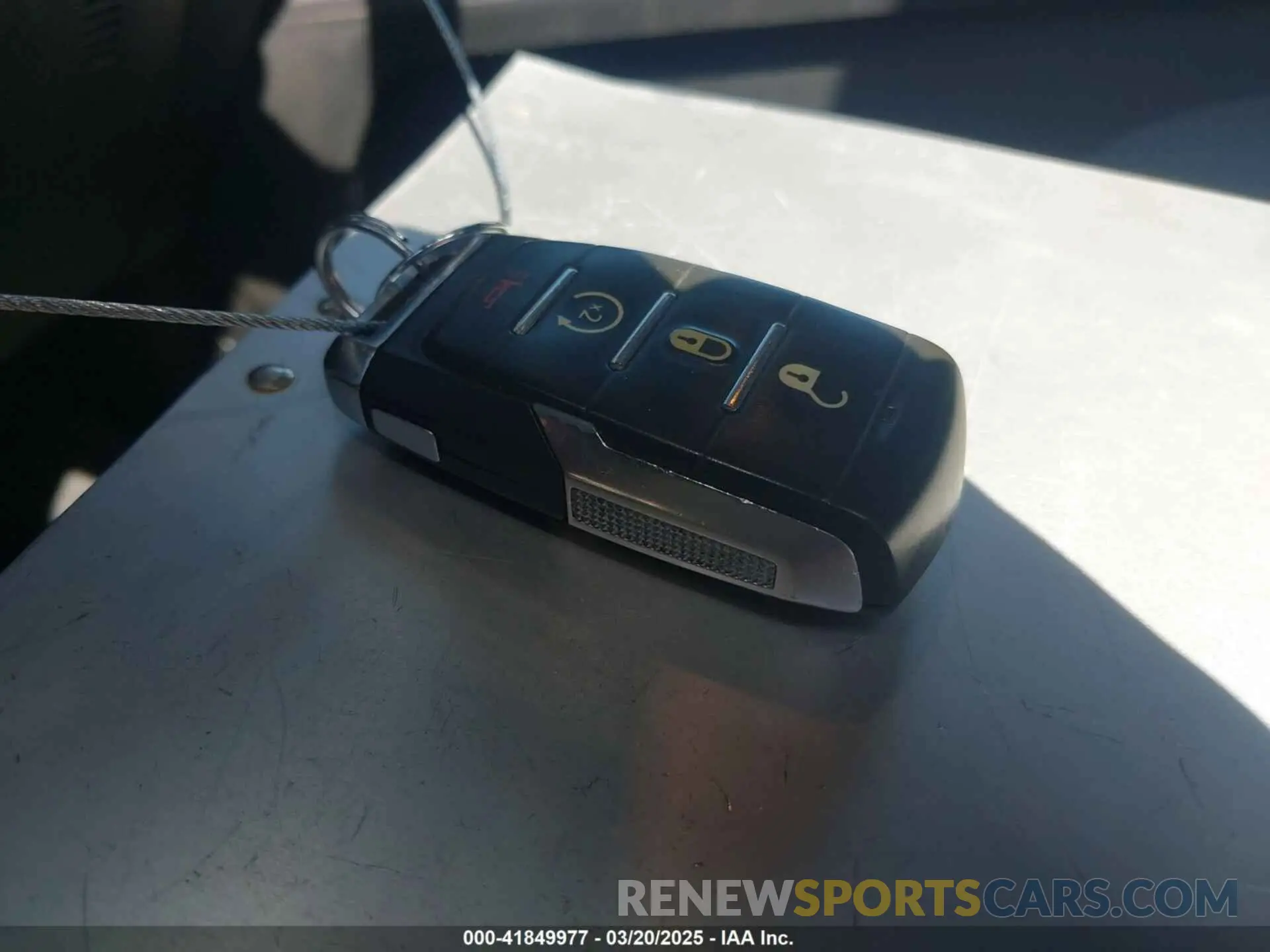 11 fotografías del automóvil dañado 1C6RREFM2NN479737 RAM 1500 2022