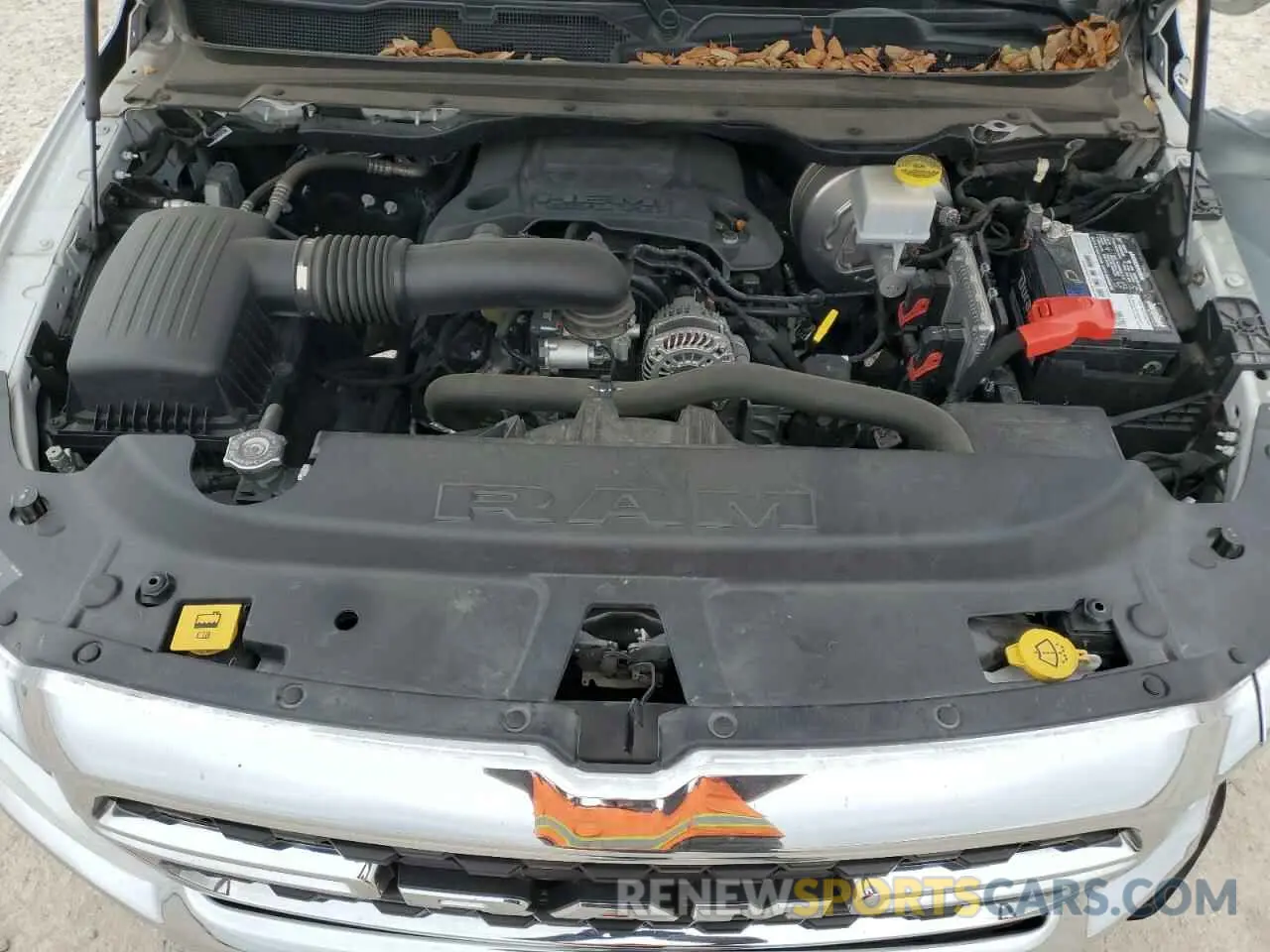 11 fotografías del automóvil dañado 1C6RREFT0NN364920 RAM 1500 2022