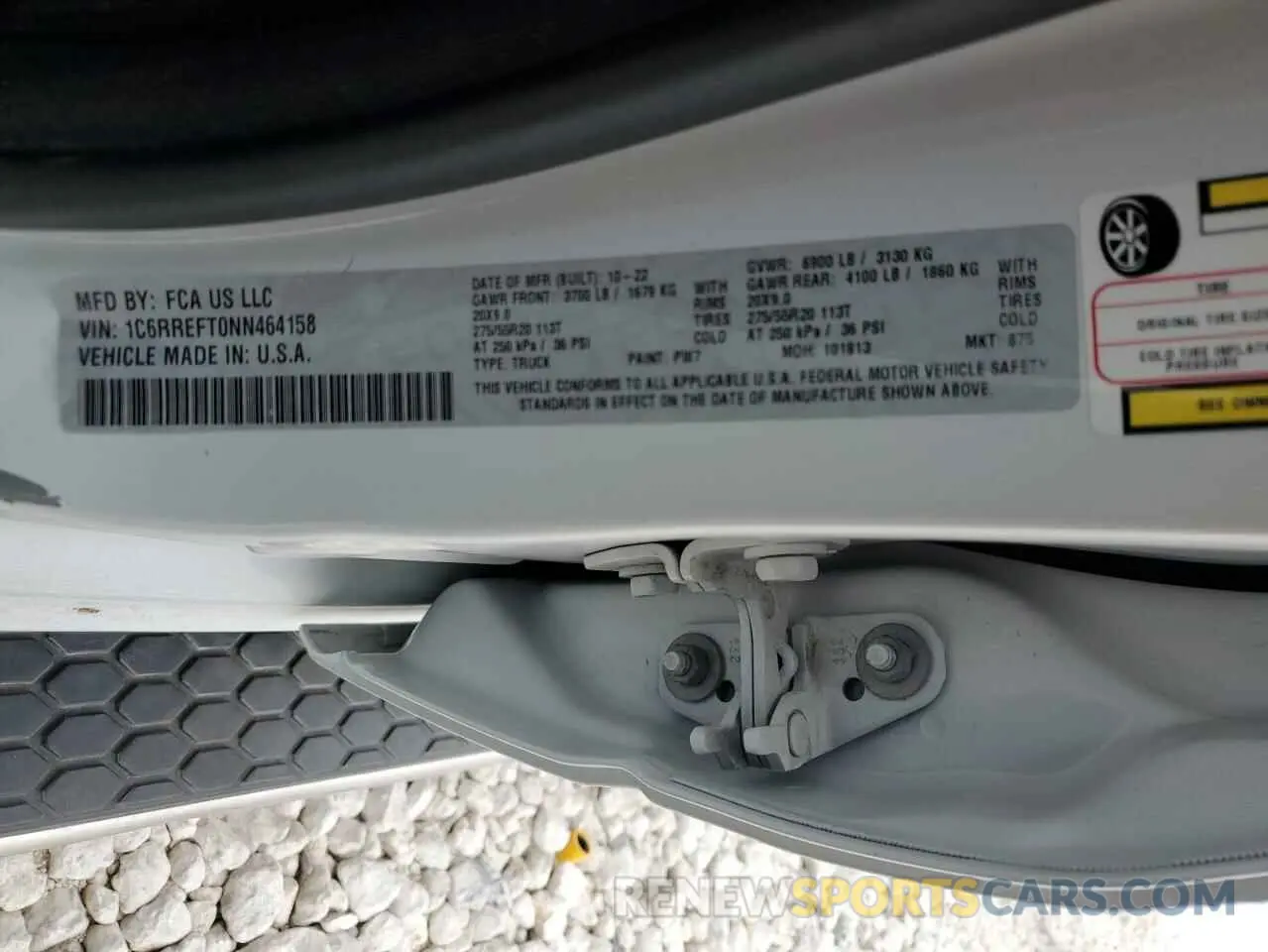 12 fotografías del automóvil dañado 1C6RREFT0NN464158 RAM 1500 2022