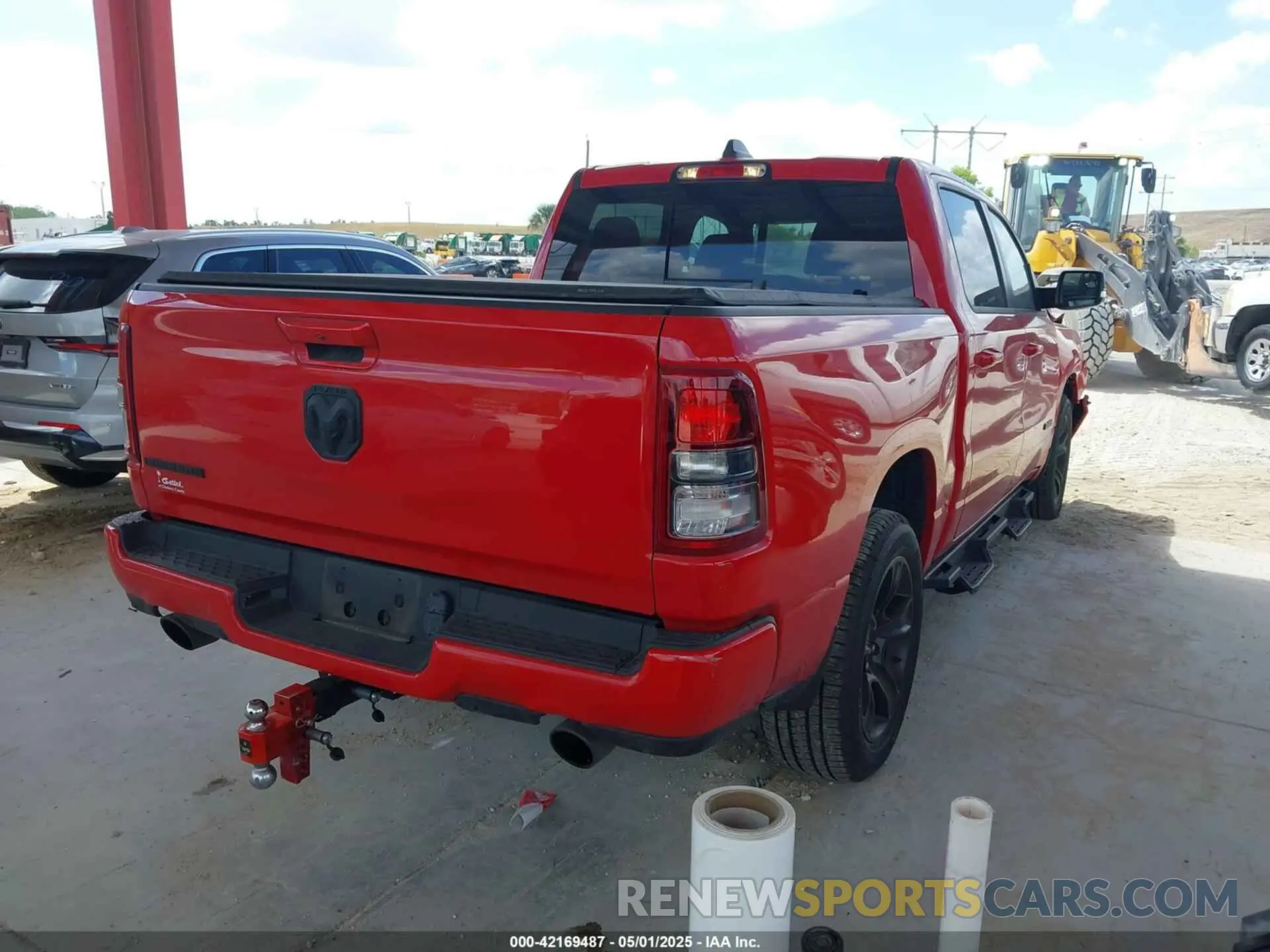 4 fotografías del automóvil dañado 1C6RREFT1NN178299 RAM 1500 2022