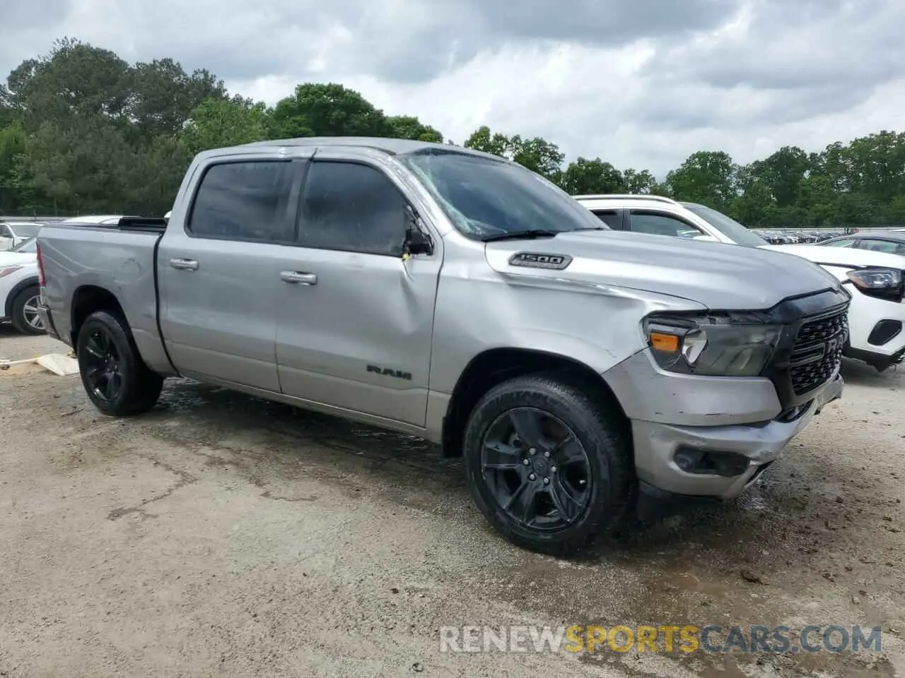 4 fotografías del automóvil dañado 1C6RREFT3NN336335 RAM 1500 2022