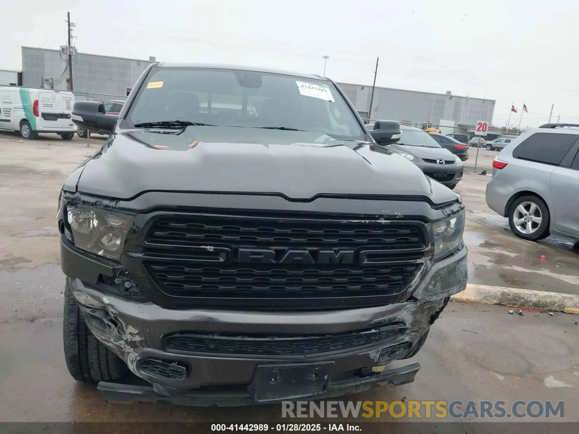 11 fotografías del automóvil dañado 1C6RREFT3NN387270 RAM 1500 2022