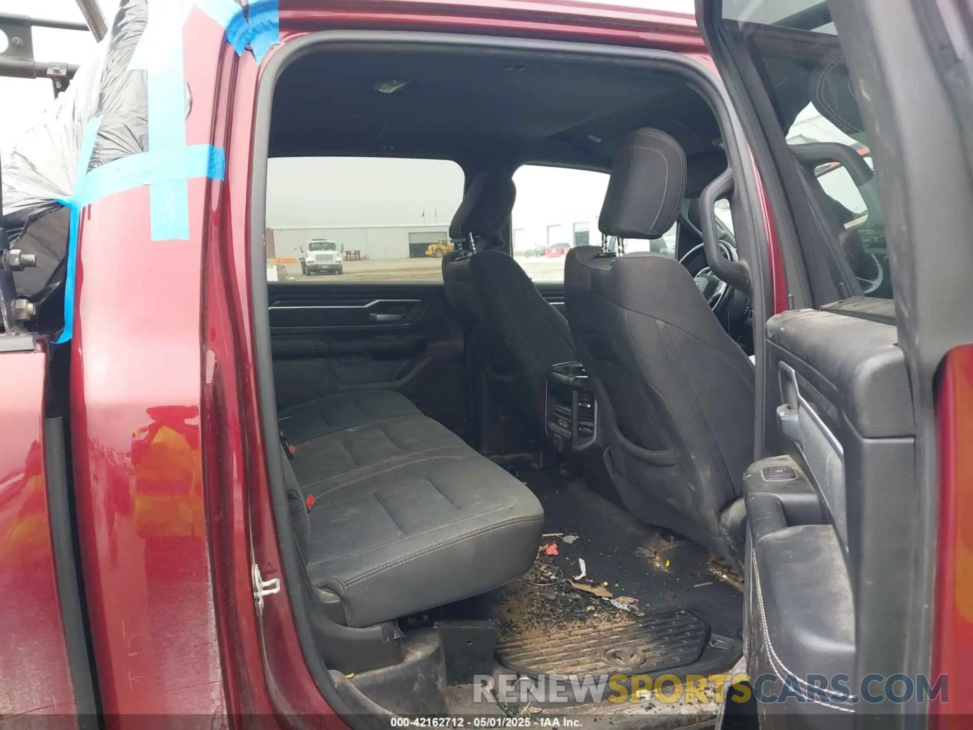 8 fotografías del automóvil dañado 1C6RREFT4NN119974 RAM 1500 2022