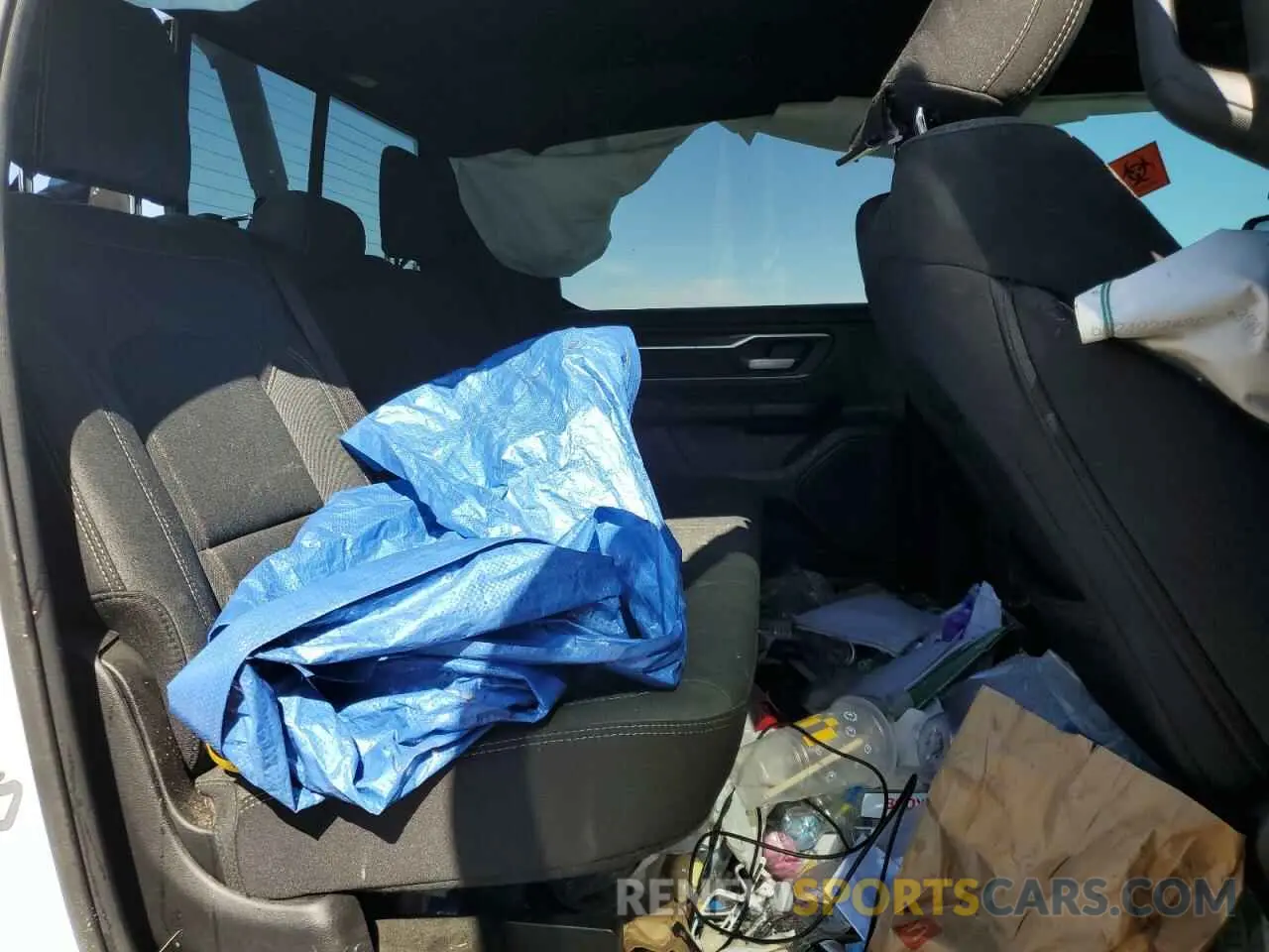 10 fotografías del automóvil dañado 1C6RREFT4NN346999 RAM 1500 2022