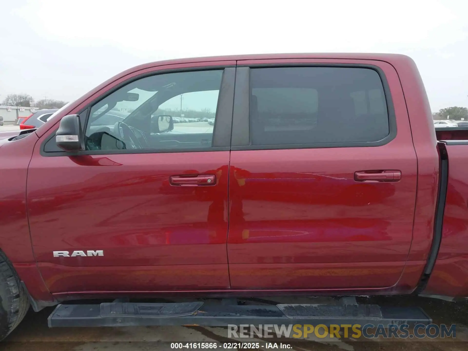 14 fotografías del automóvil dañado 1C6RREFT7NN275782 RAM 1500 2022