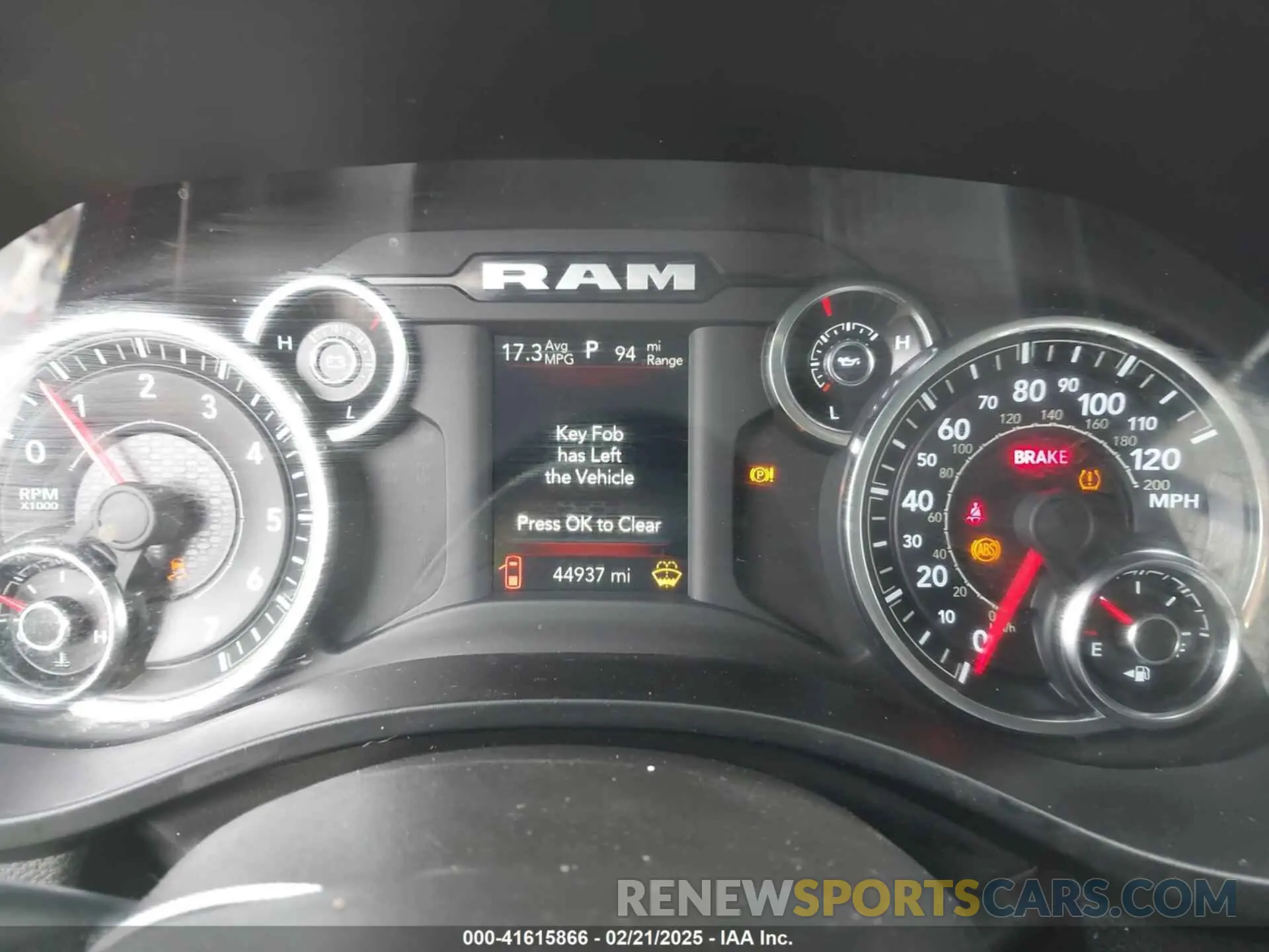 7 fotografías del automóvil dañado 1C6RREFT7NN275782 RAM 1500 2022