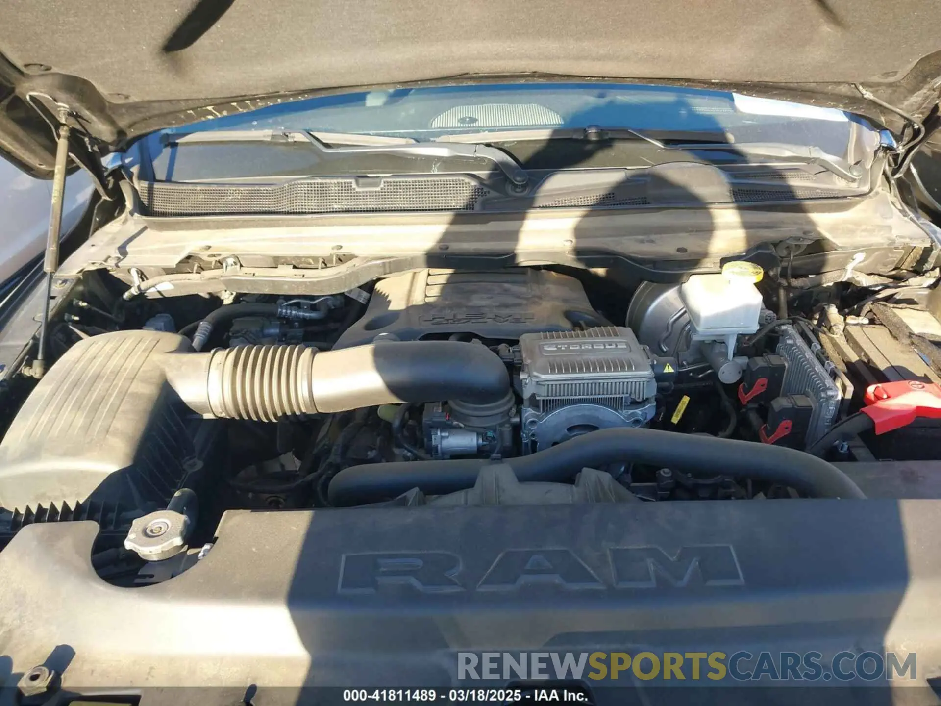 10 fotografías del automóvil dañado 1C6RREJT8NN190134 RAM 1500 2022