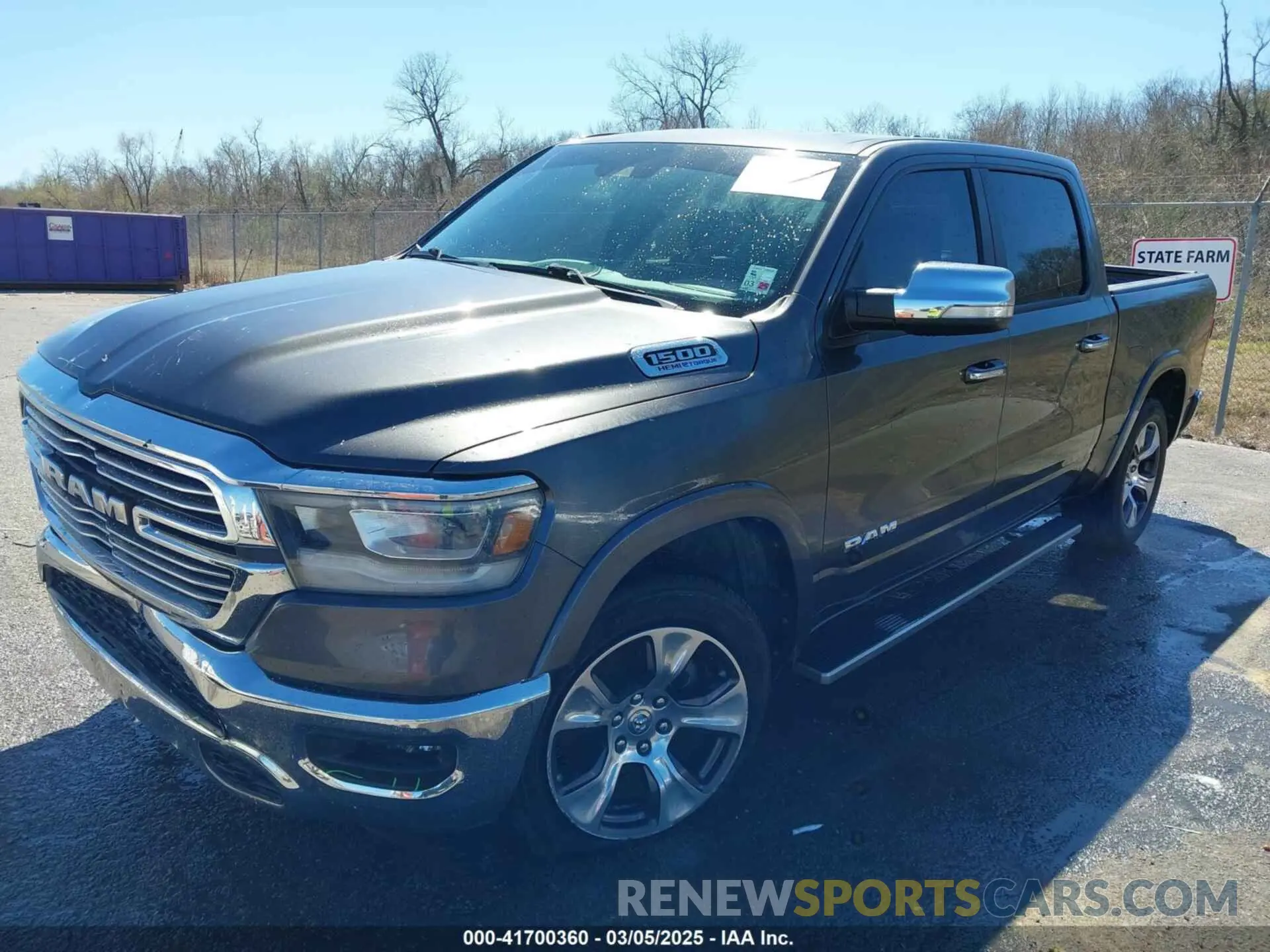 2 fotografías del automóvil dañado 1C6RREJT8NN337004 RAM 1500 2022