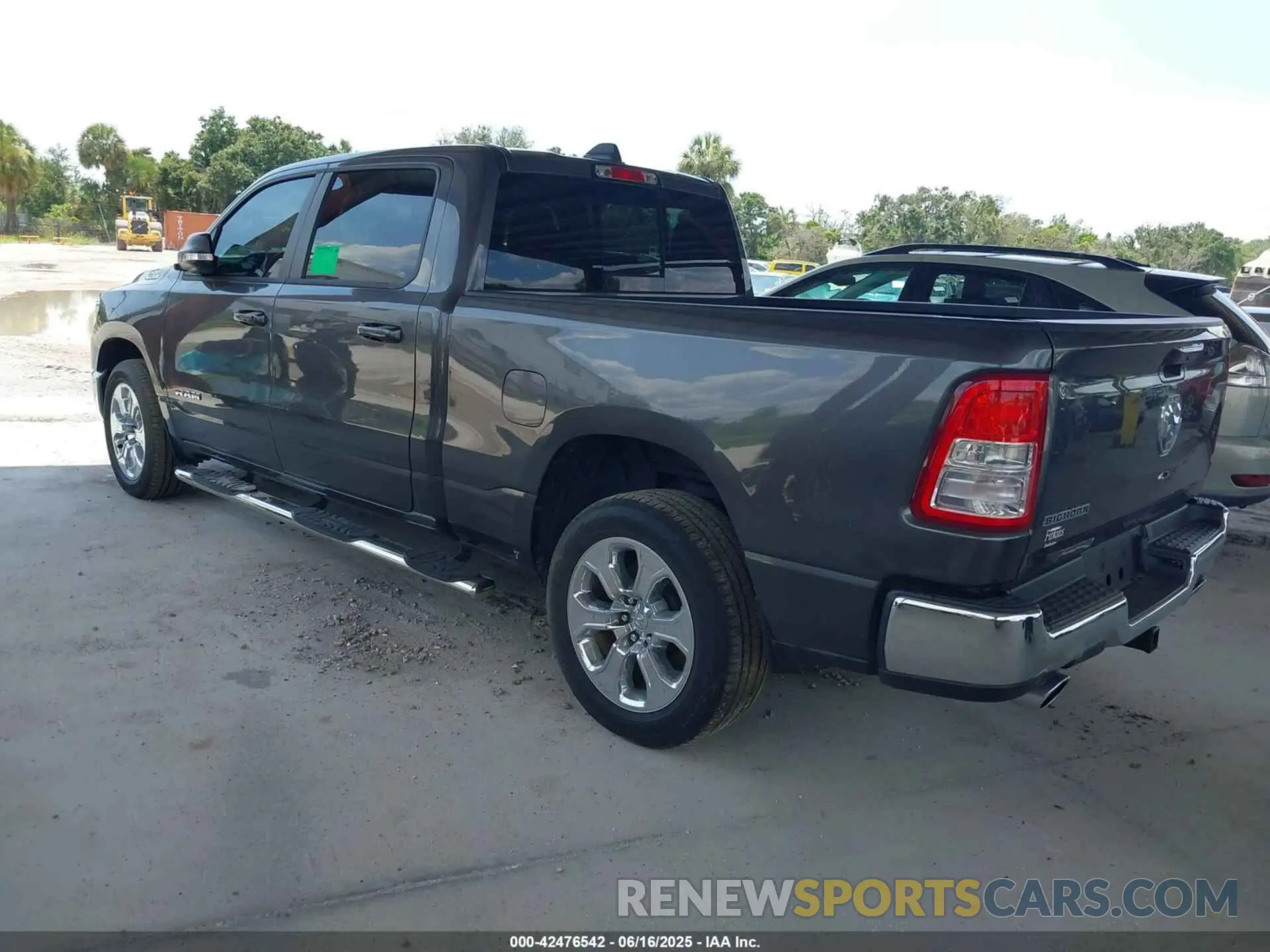 3 fotografías del automóvil dañado 1C6RREMT5NN190846 RAM 1500 2022
