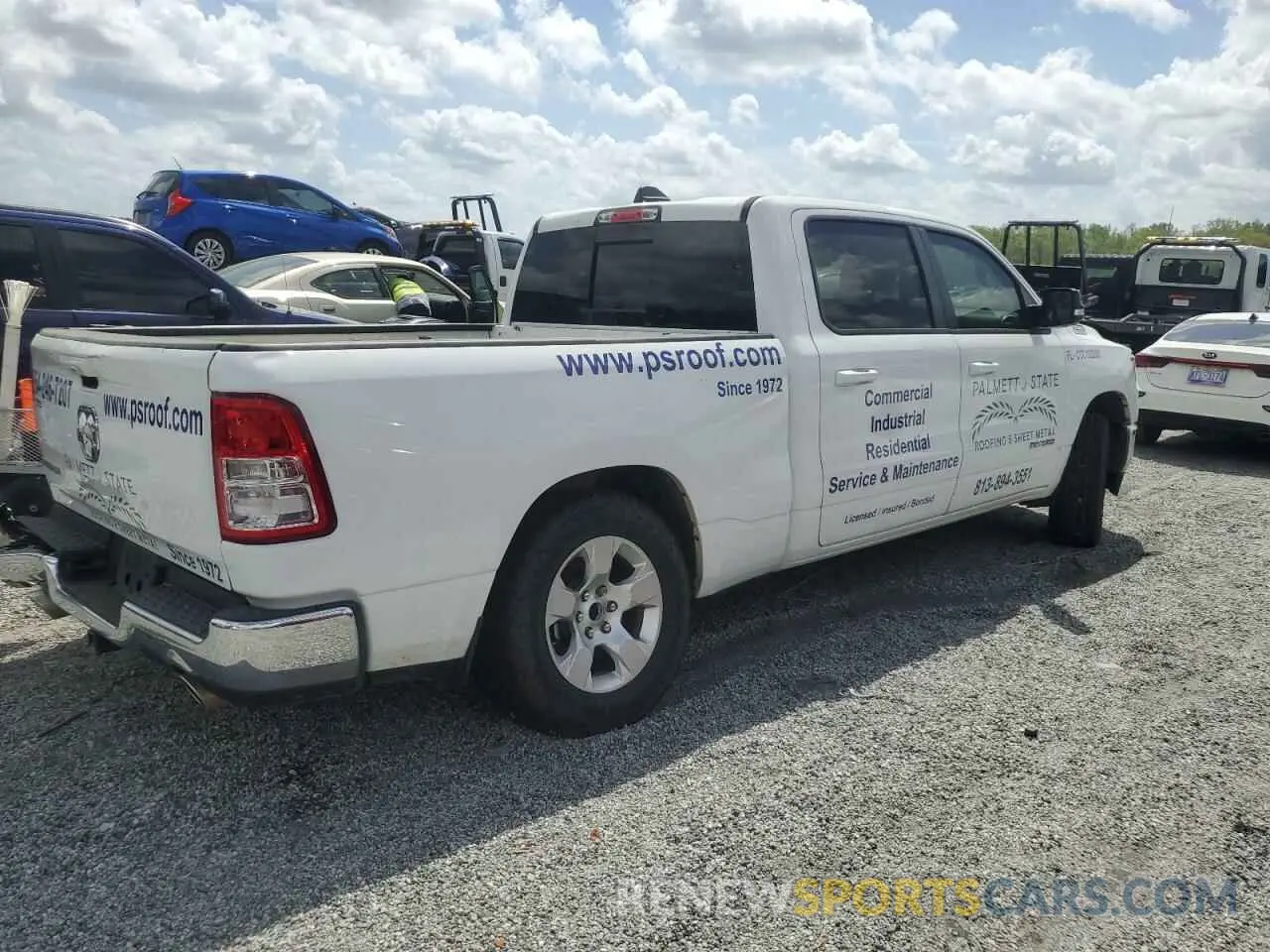 3 fotografías del automóvil dañado 1C6RREMT7NN292374 RAM 1500 2022