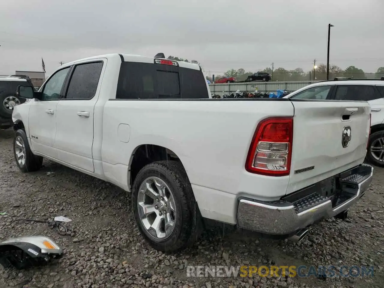 2 fotografías del automóvil dañado 1C6RREMT7NN416028 RAM 1500 2022