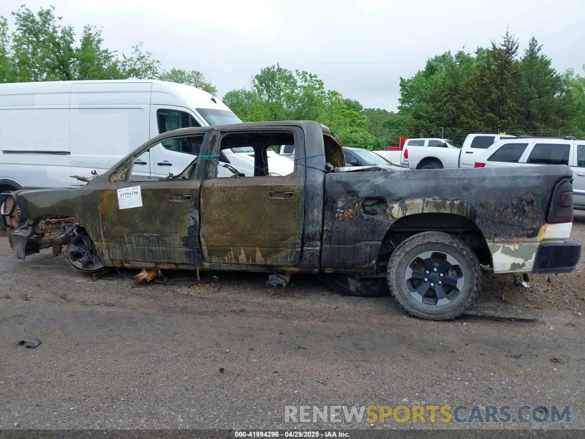6 fotografías del automóvil dañado 1C6RRENT8NN451322 RAM 1500 2022