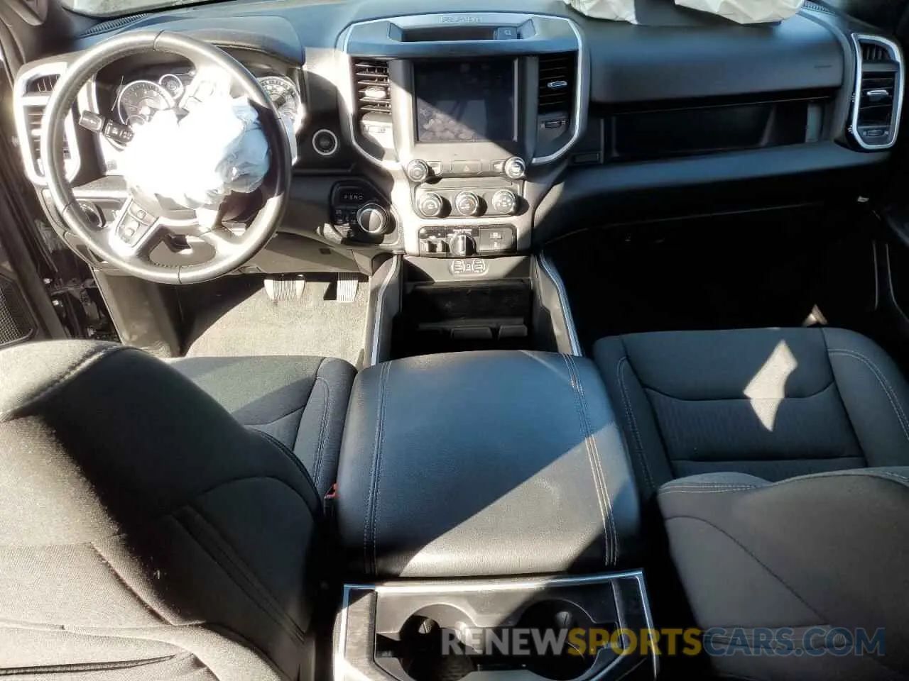 8 fotografías del automóvil dañado 1C6RRFBG6NN293365 RAM 1500 2022