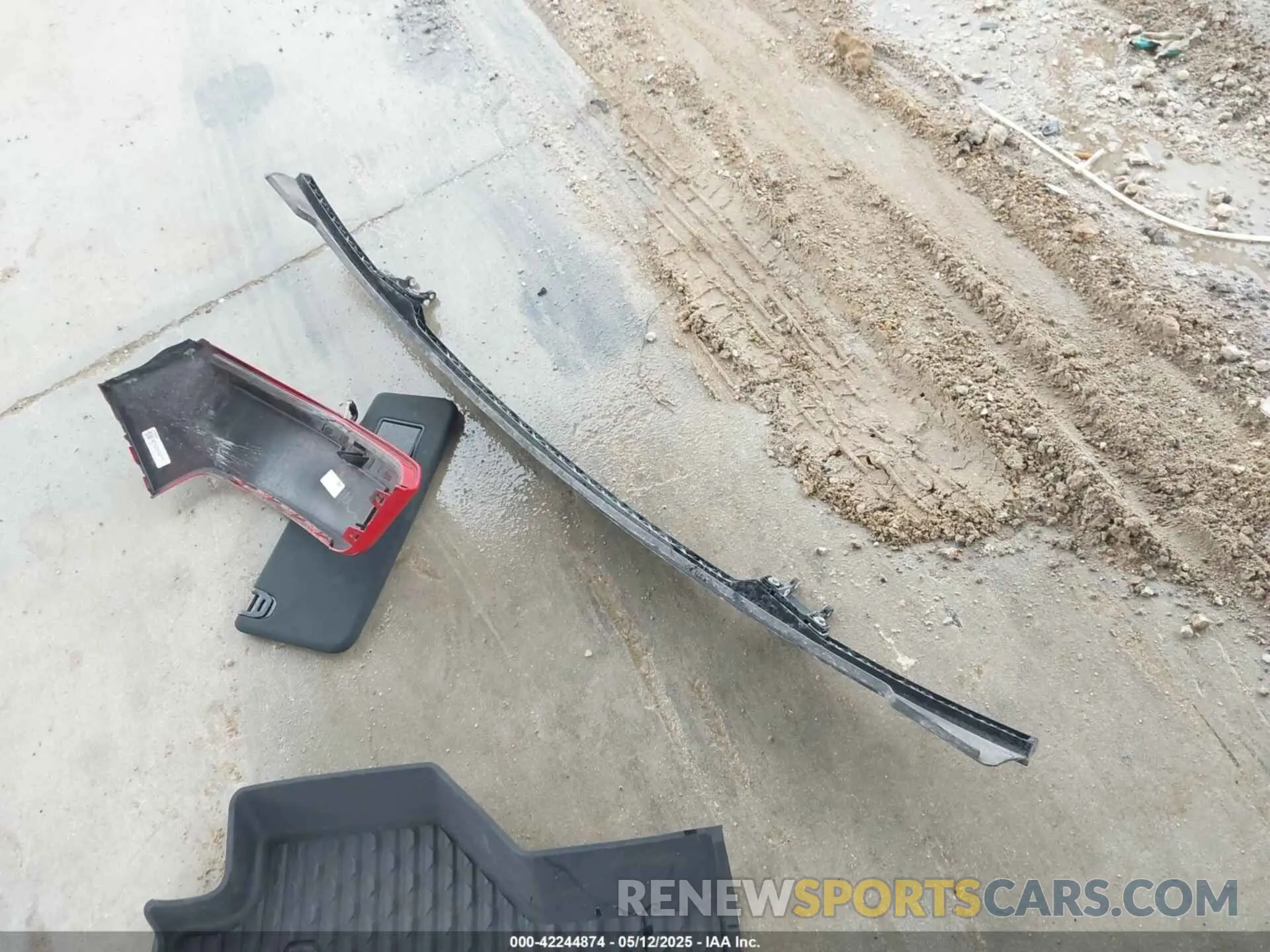 12 fotografías del automóvil dañado 1C6RRFBG7NN220702 RAM 1500 2022