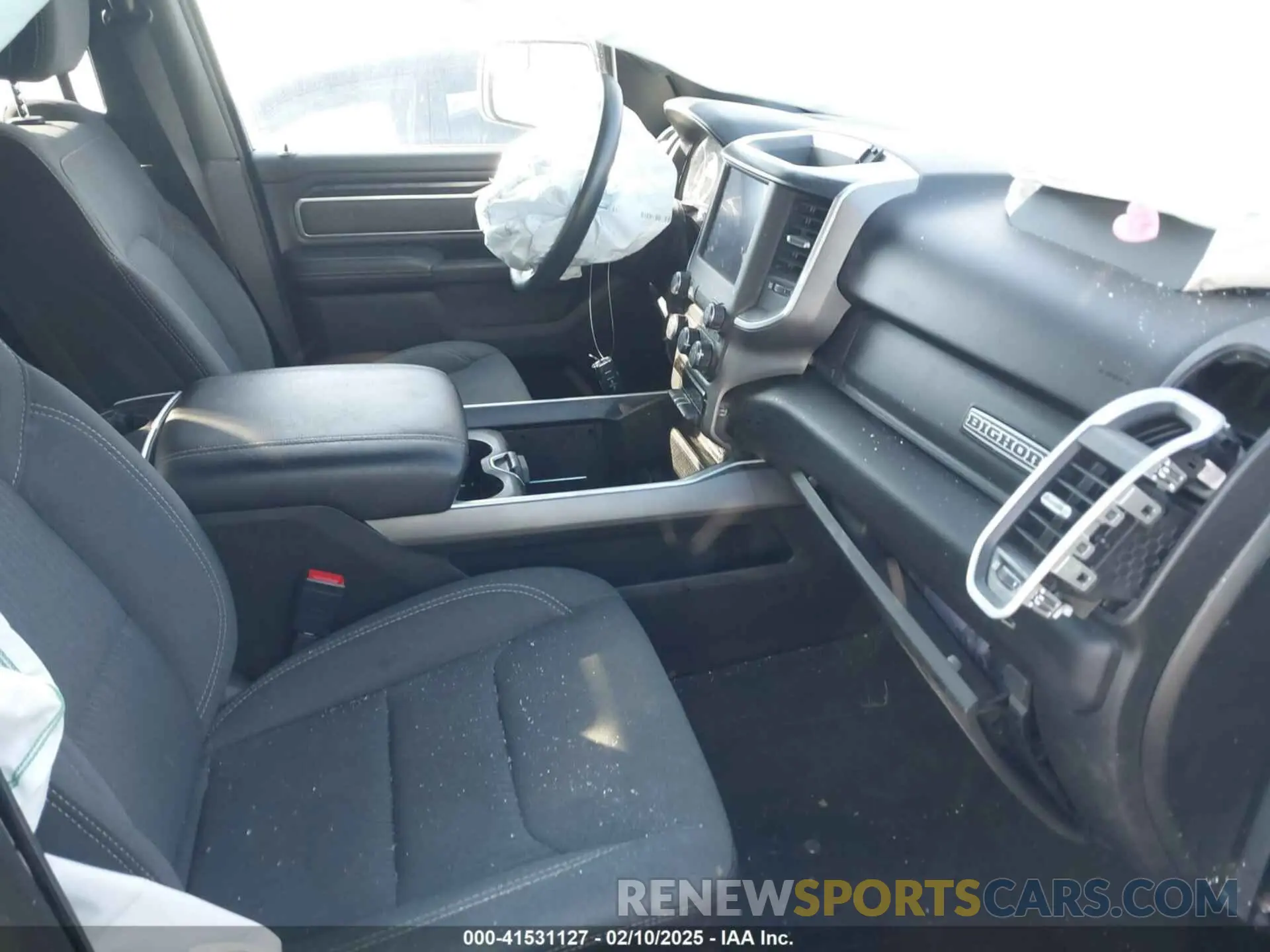 5 fotografías del automóvil dañado 1C6RRFBG7NN423072 RAM 1500 2022