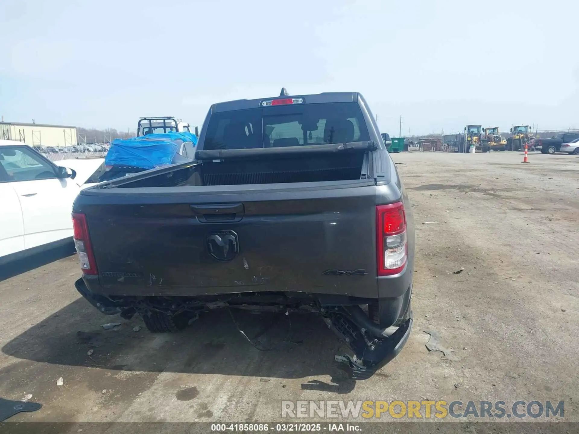 16 fotografías del automóvil dañado 1C6RRFFG0NN410013 RAM 1500 2022