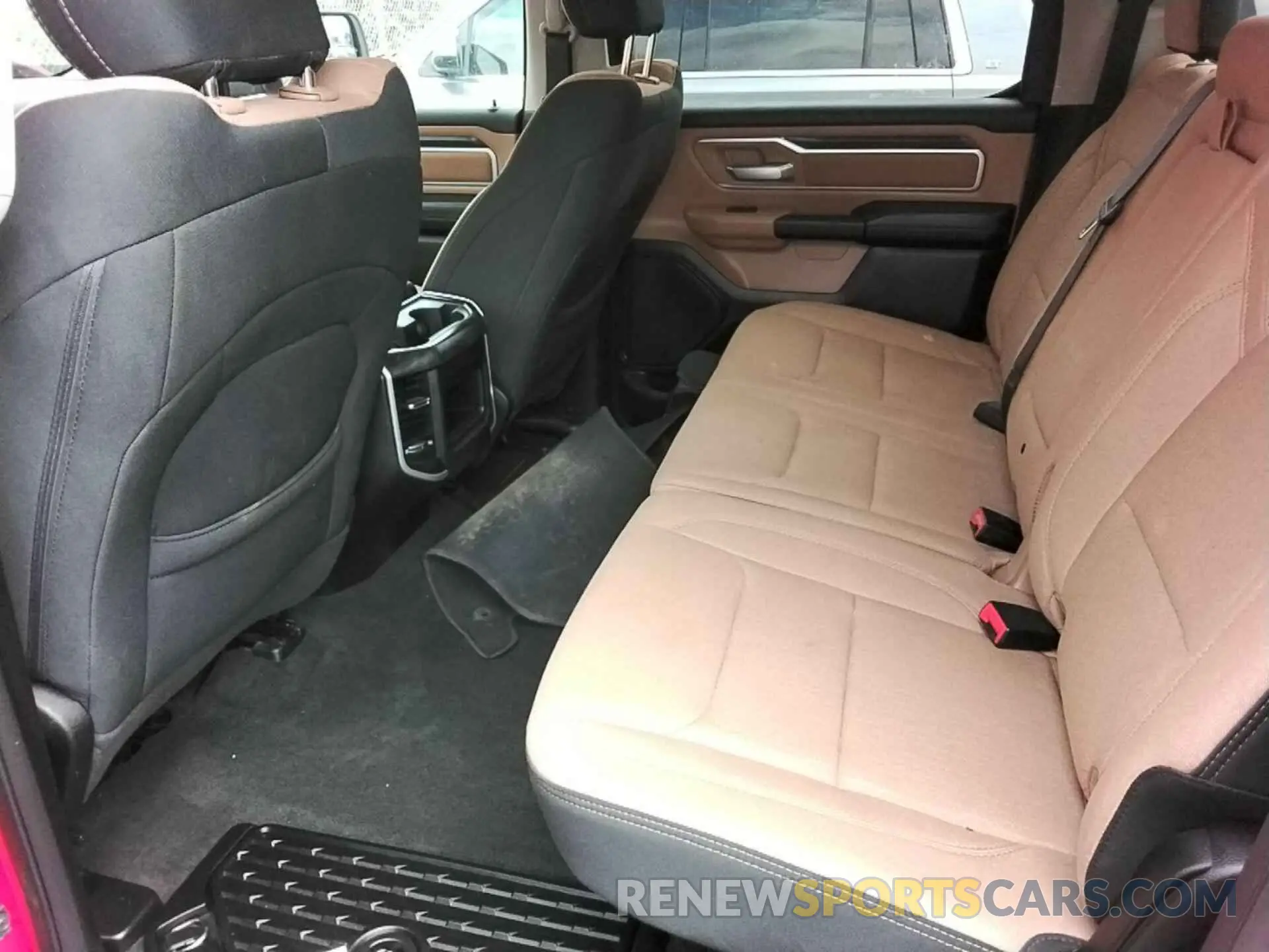 16 fotografías del automóvil dañado 1C6RRFFG2NN178997 RAM 1500 2022