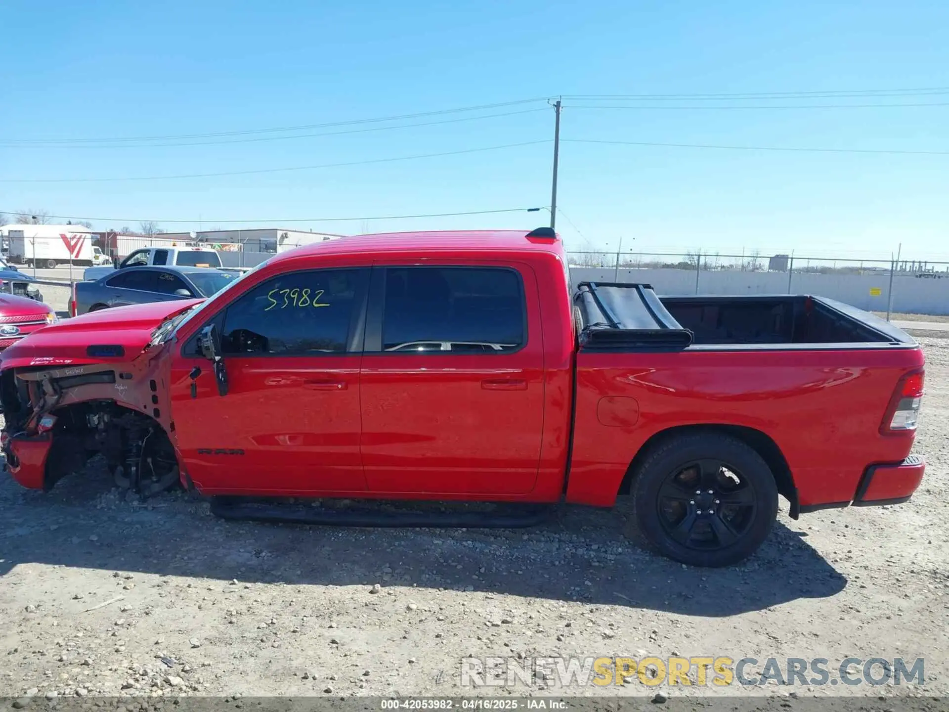 15 fotografías del automóvil dañado 1C6RRFFG2NN259207 RAM 1500 2022