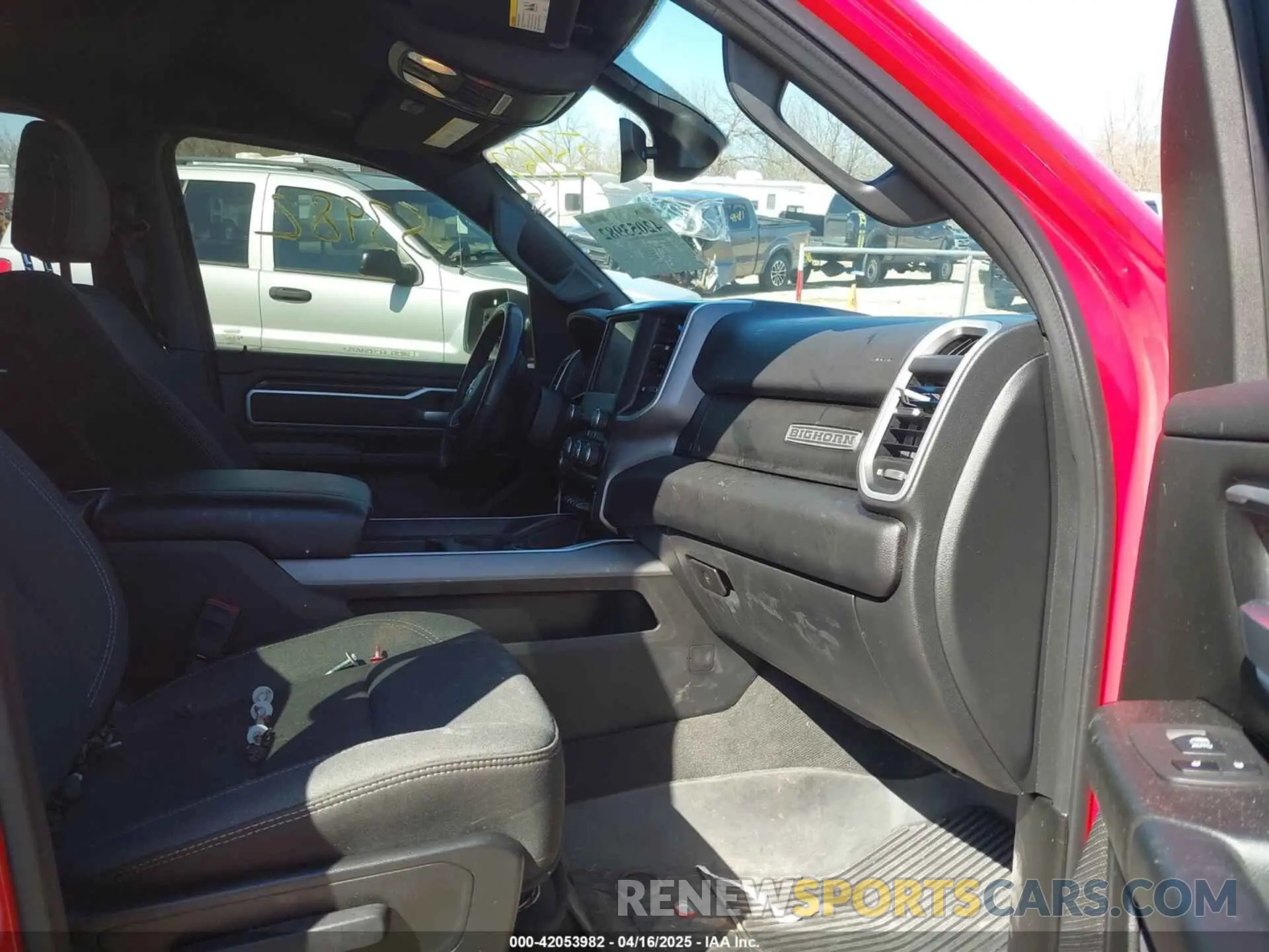 5 fotografías del automóvil dañado 1C6RRFFG2NN259207 RAM 1500 2022