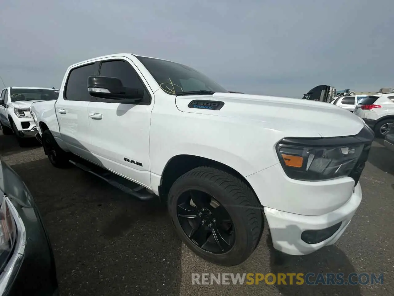 4 fotografías del automóvil dañado 1C6RRFFG2NN395918 RAM 1500 2022