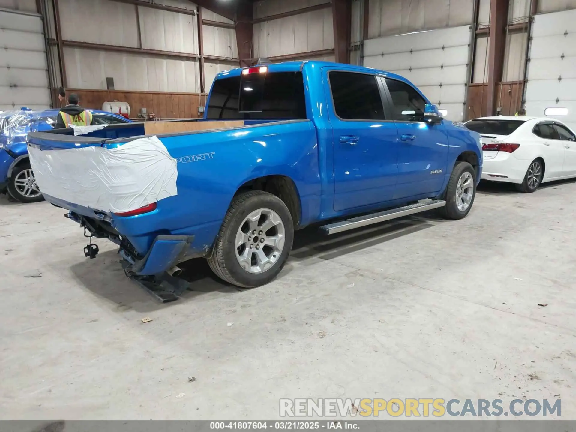 4 fotografías del automóvil dañado 1C6RRFFG4NN343089 RAM 1500 2022