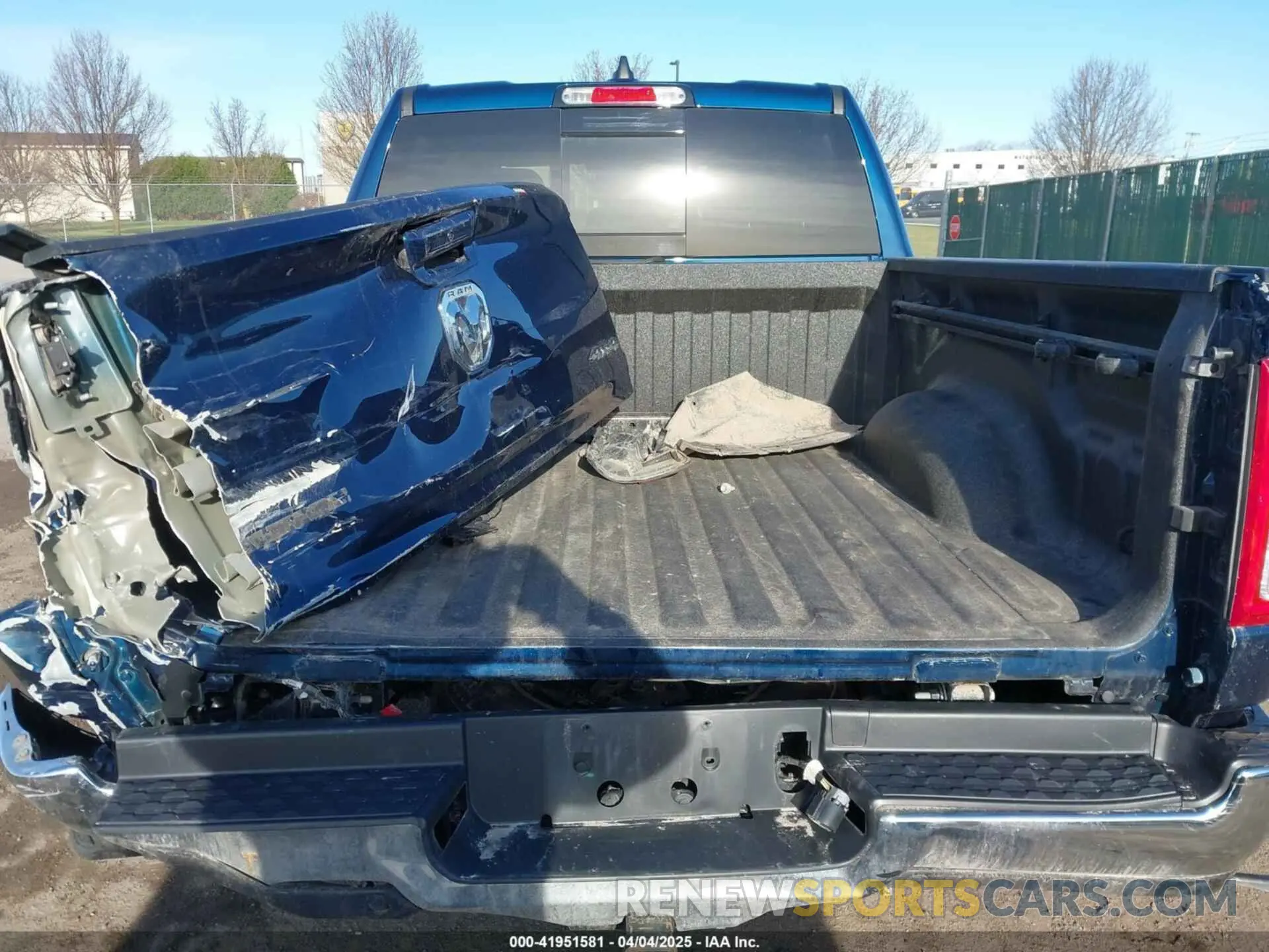 6 fotografías del automóvil dañado 1C6RRFFG4NN414825 RAM 1500 2022