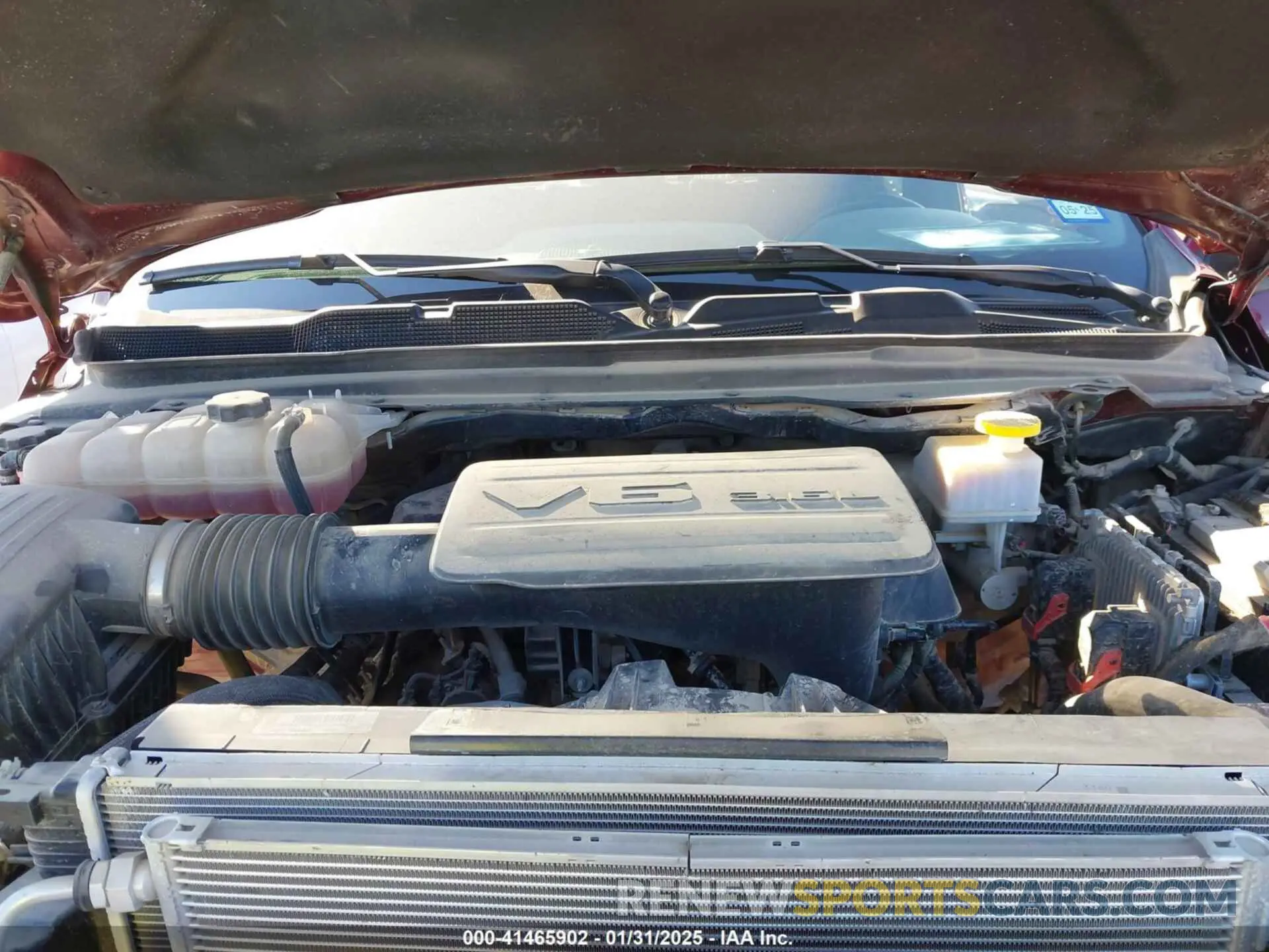 10 fotografías del automóvil dañado 1C6RRFFG5NN298325 RAM 1500 2022