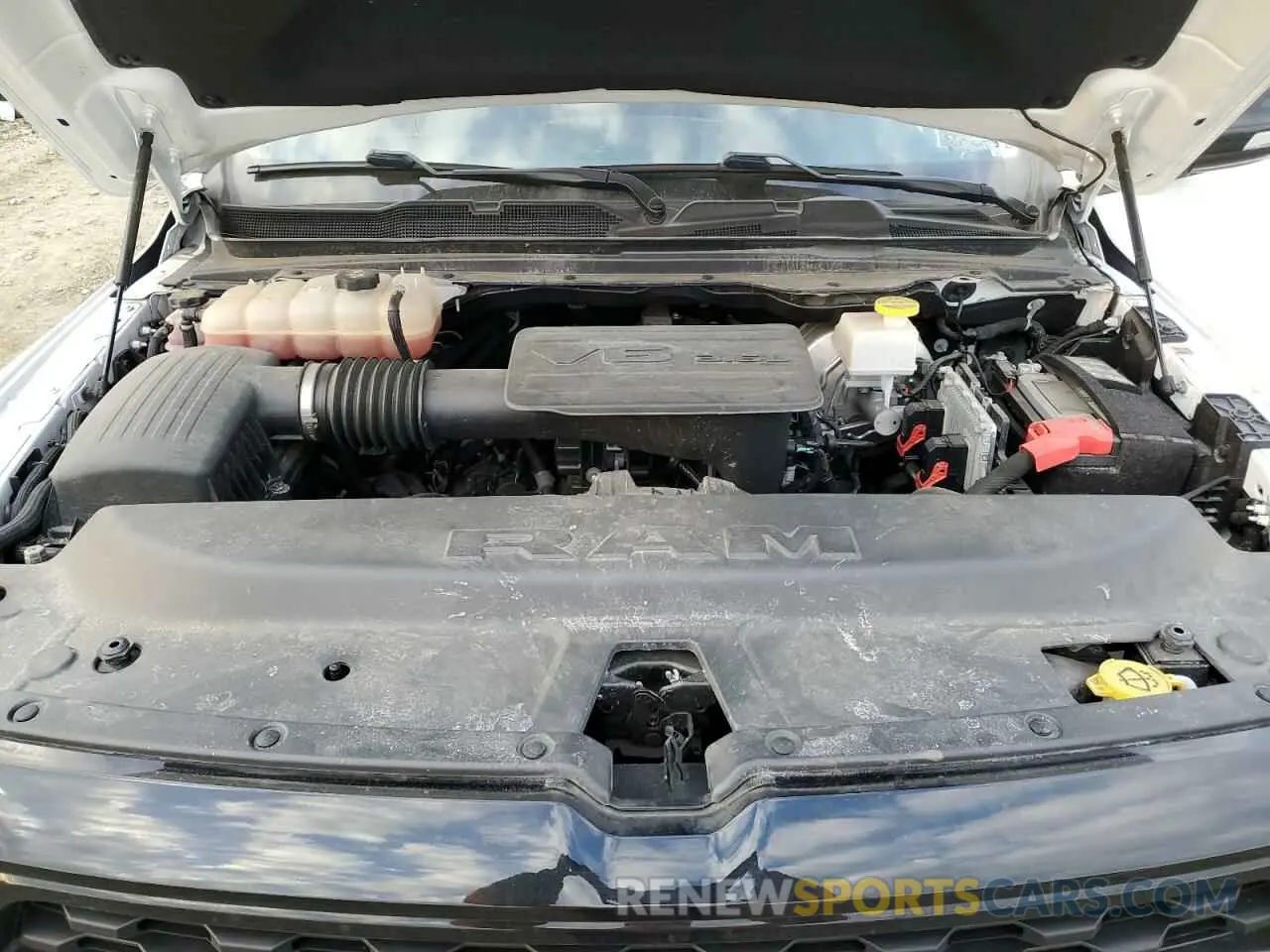 11 fotografías del automóvil dañado 1C6RRFFG5NN401193 RAM 1500 2022