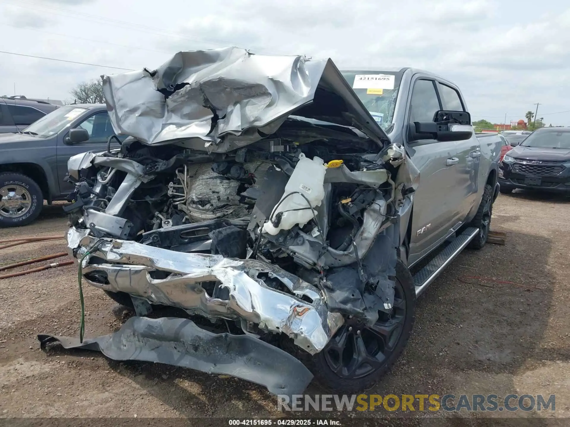 6 fotografías del automóvil dañado 1C6RRFFG6NN343191 RAM 1500 2022
