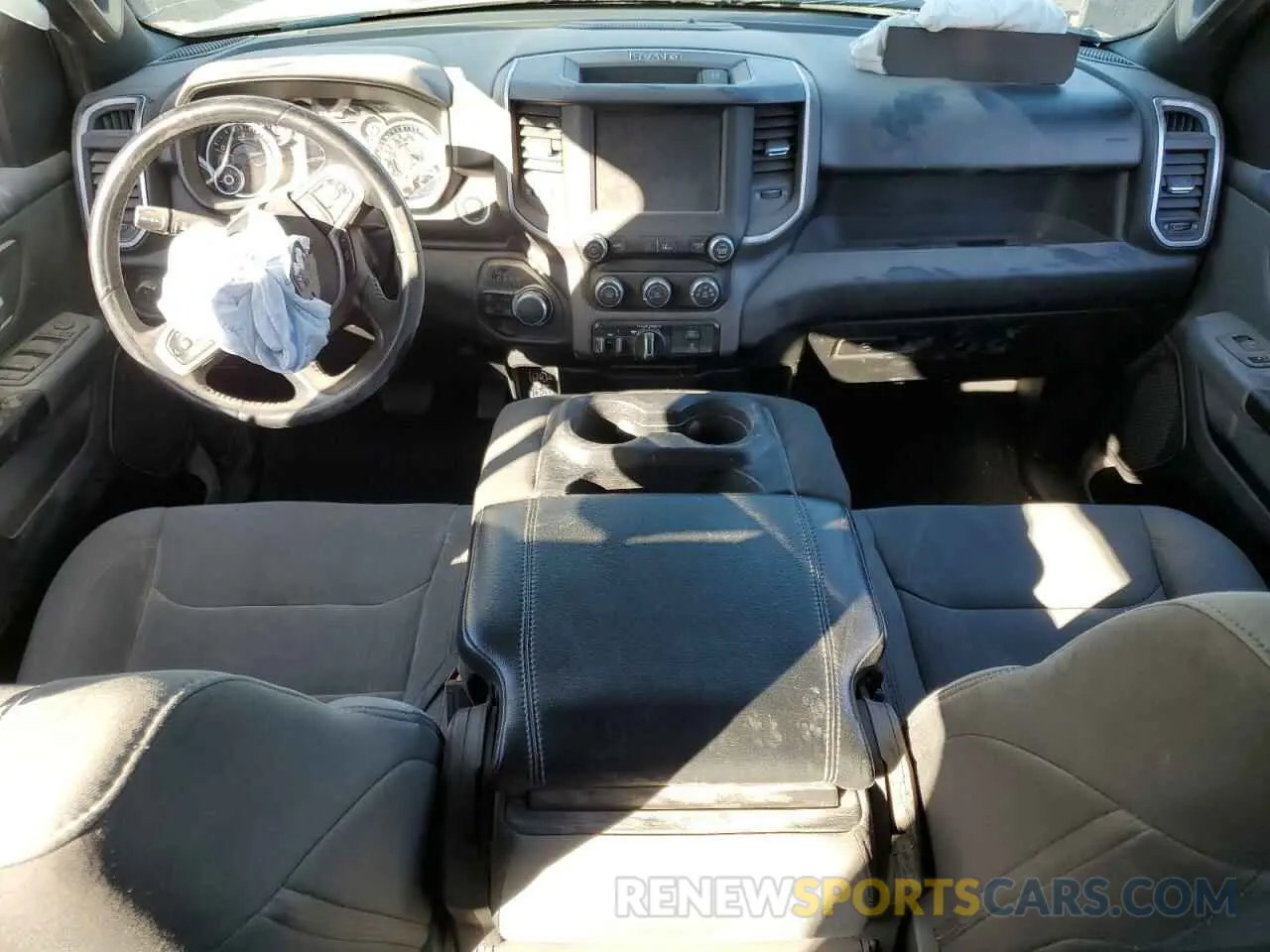 8 fotografías del automóvil dañado 1C6RRFFG8NN457385 RAM 1500 2022