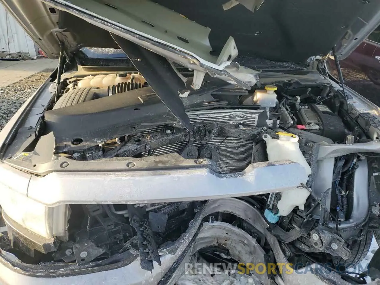 11 fotografías del automóvil dañado 1C6RRFFGXNN390837 RAM 1500 2022
