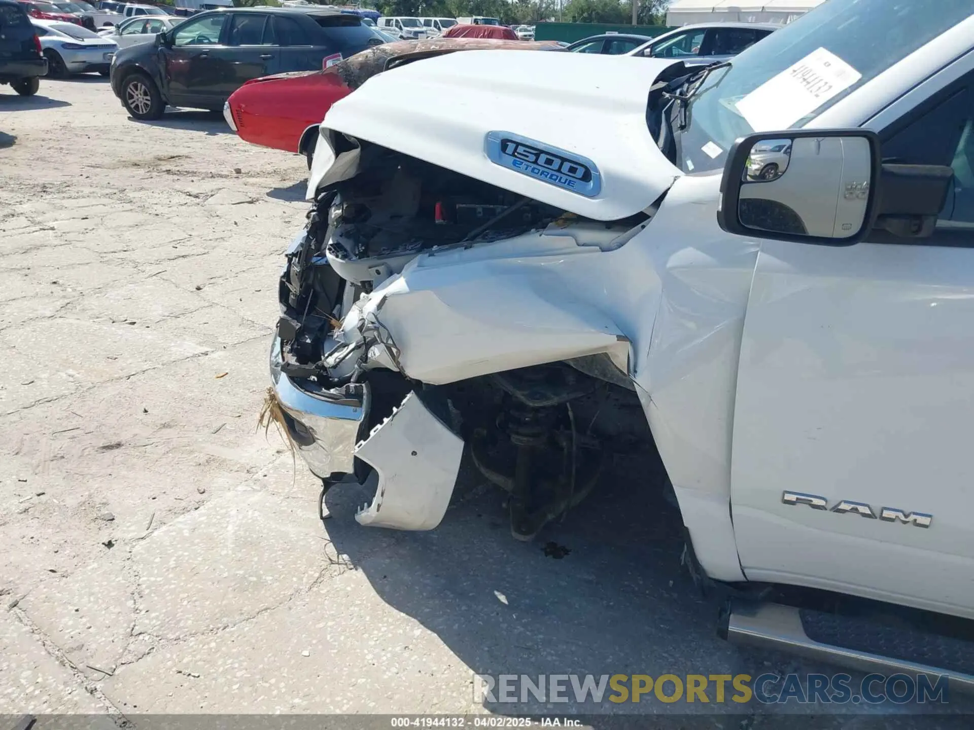 18 fotografías del automóvil dañado 1C6RRFMG2NN430198 RAM 1500 2022