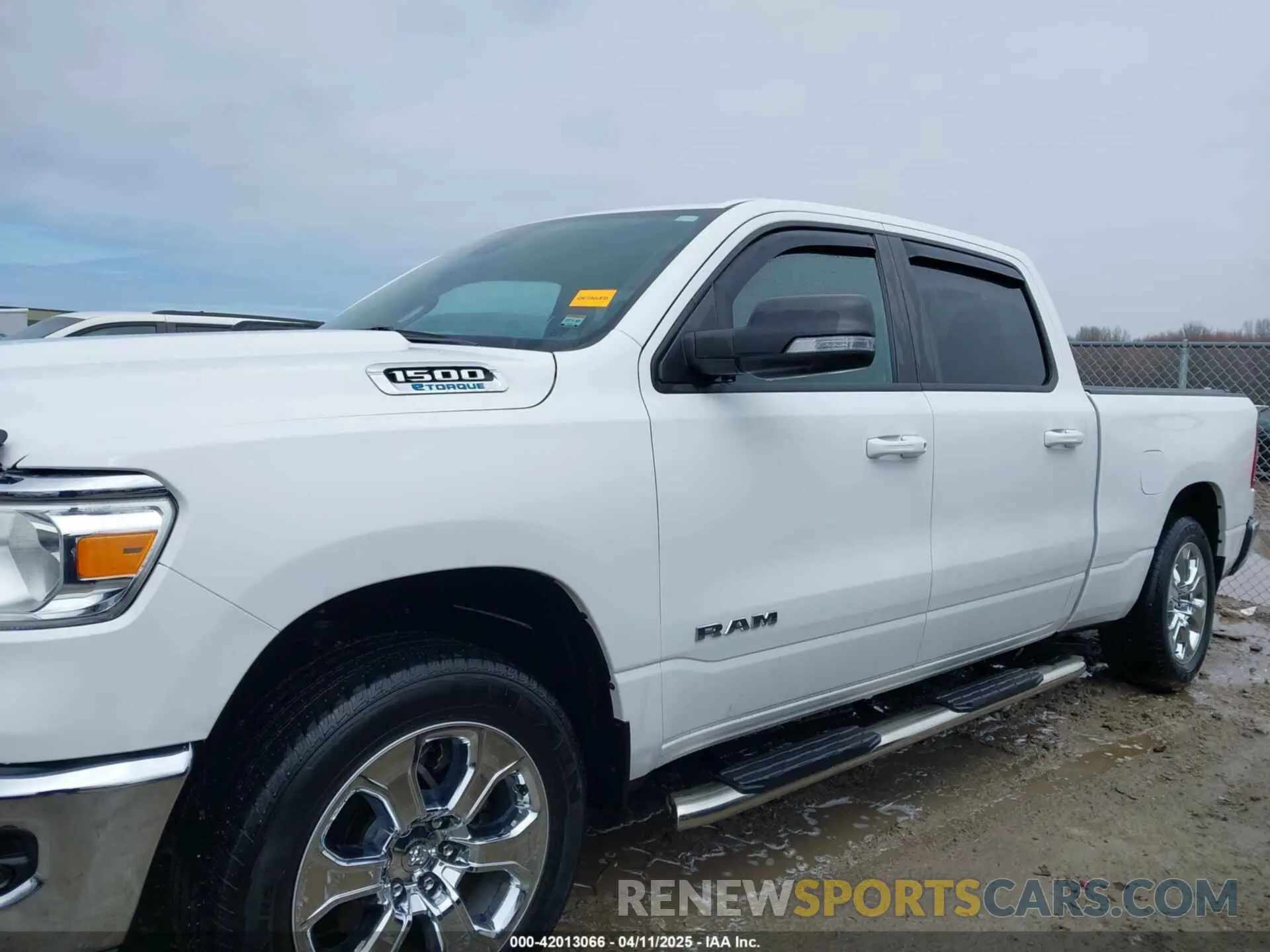 15 fotografías del automóvil dañado 1C6RRFMG2NN440858 RAM 1500 2022