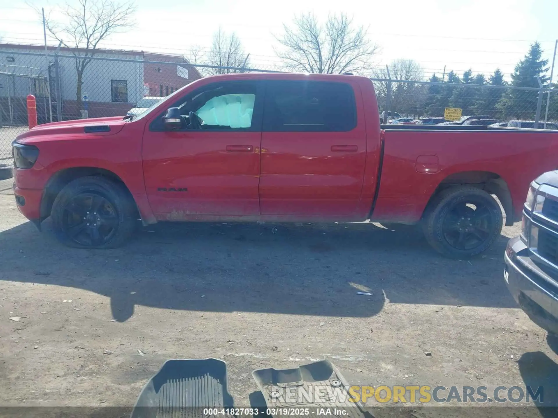 14 fotografías del automóvil dañado 1C6RRFMG9NN430313 RAM 1500 2022