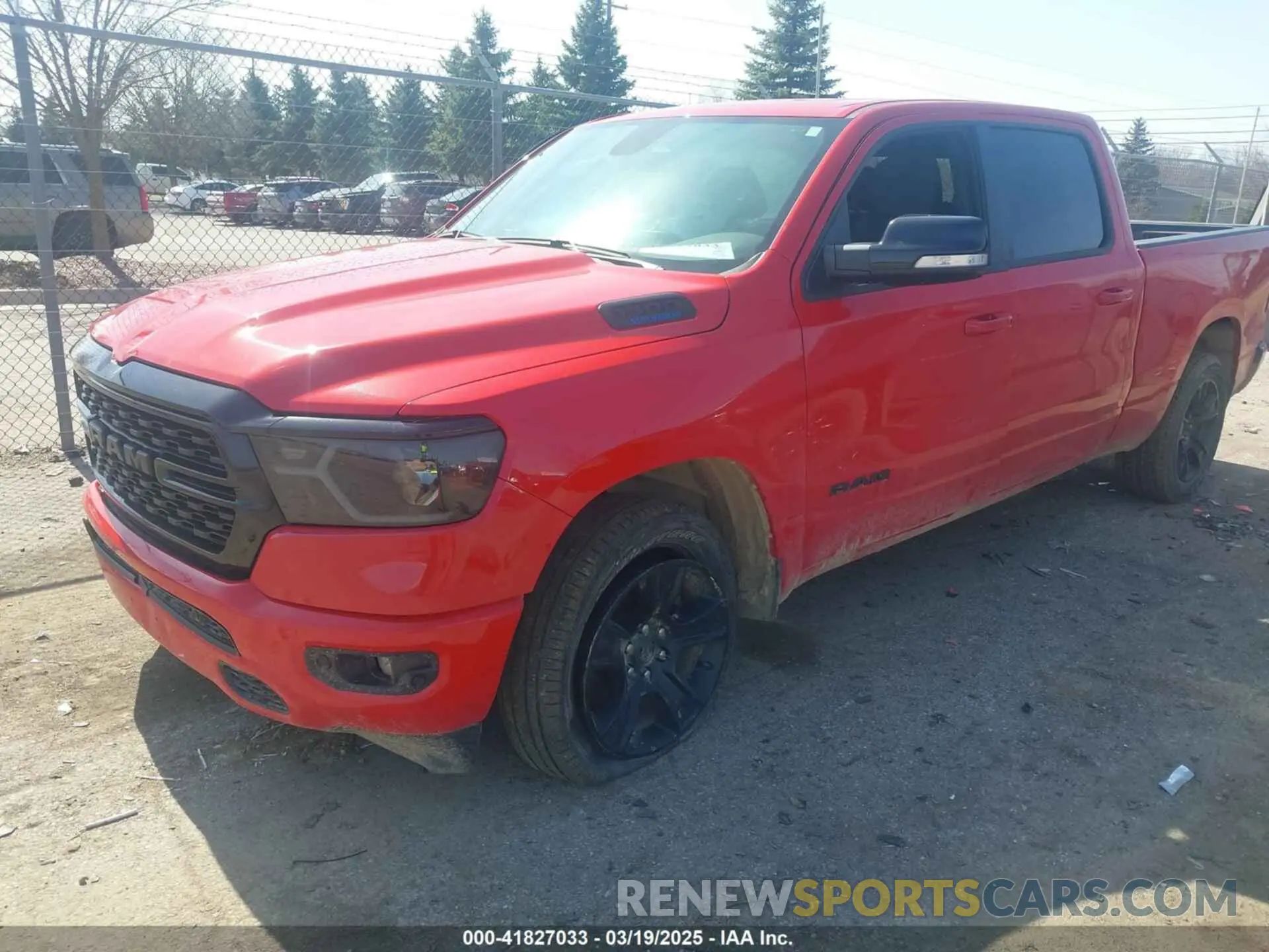2 fotografías del automóvil dañado 1C6RRFMG9NN430313 RAM 1500 2022