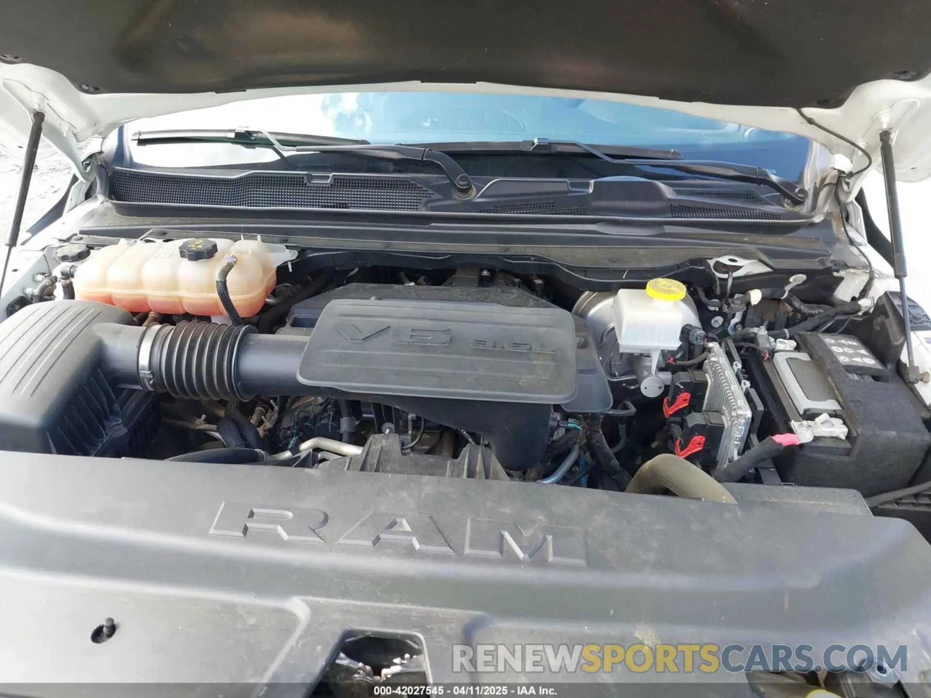 10 fotografías del automóvil dañado 1C6SRECG1NN268755 RAM 1500 2022