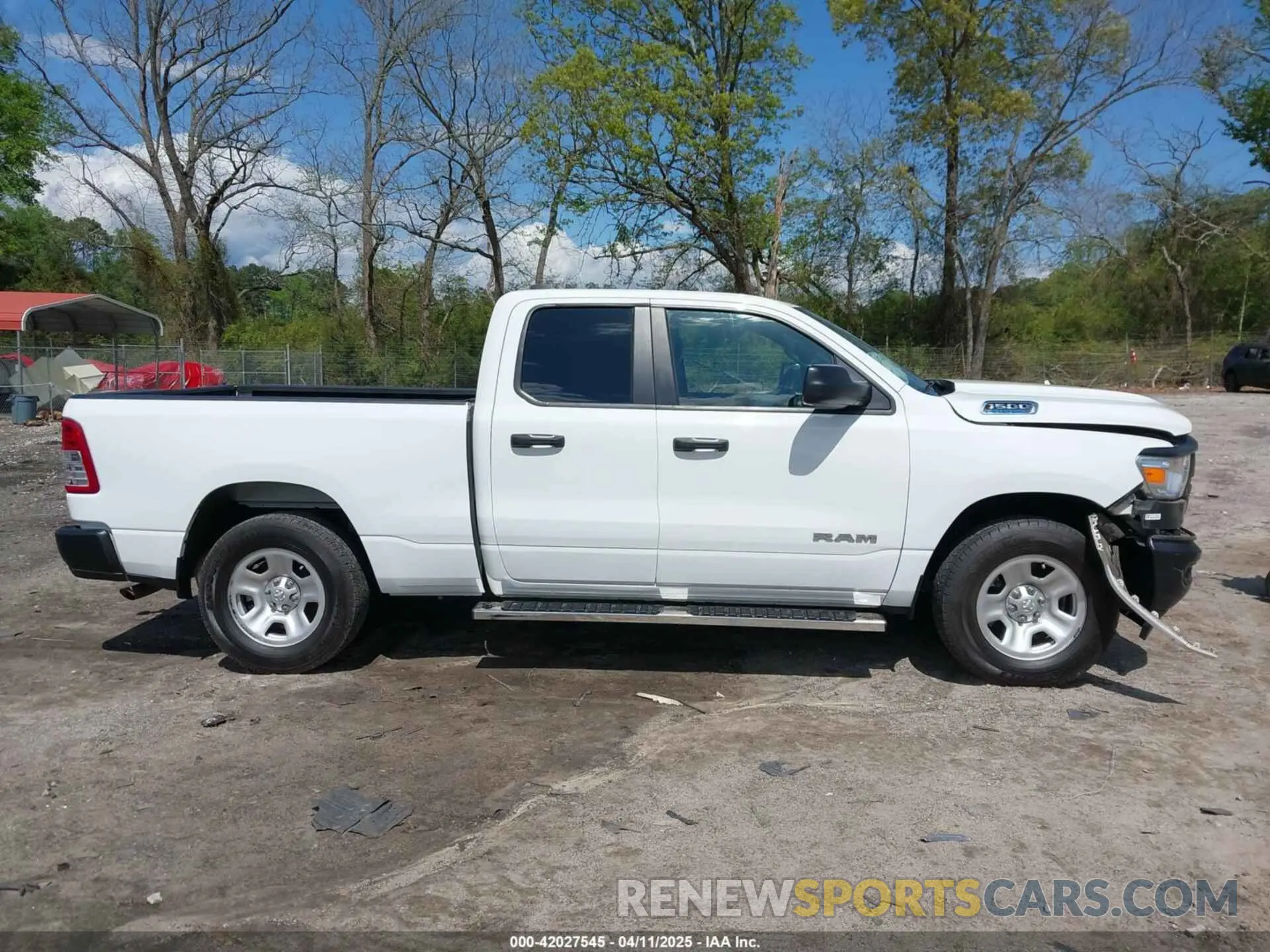 13 fotografías del automóvil dañado 1C6SRECG1NN268755 RAM 1500 2022