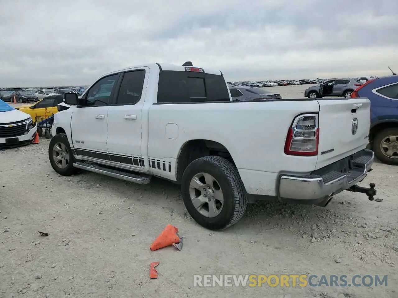 2 fotografías del automóvil dañado 1C6SRFBT1NN160382 RAM 1500 2022