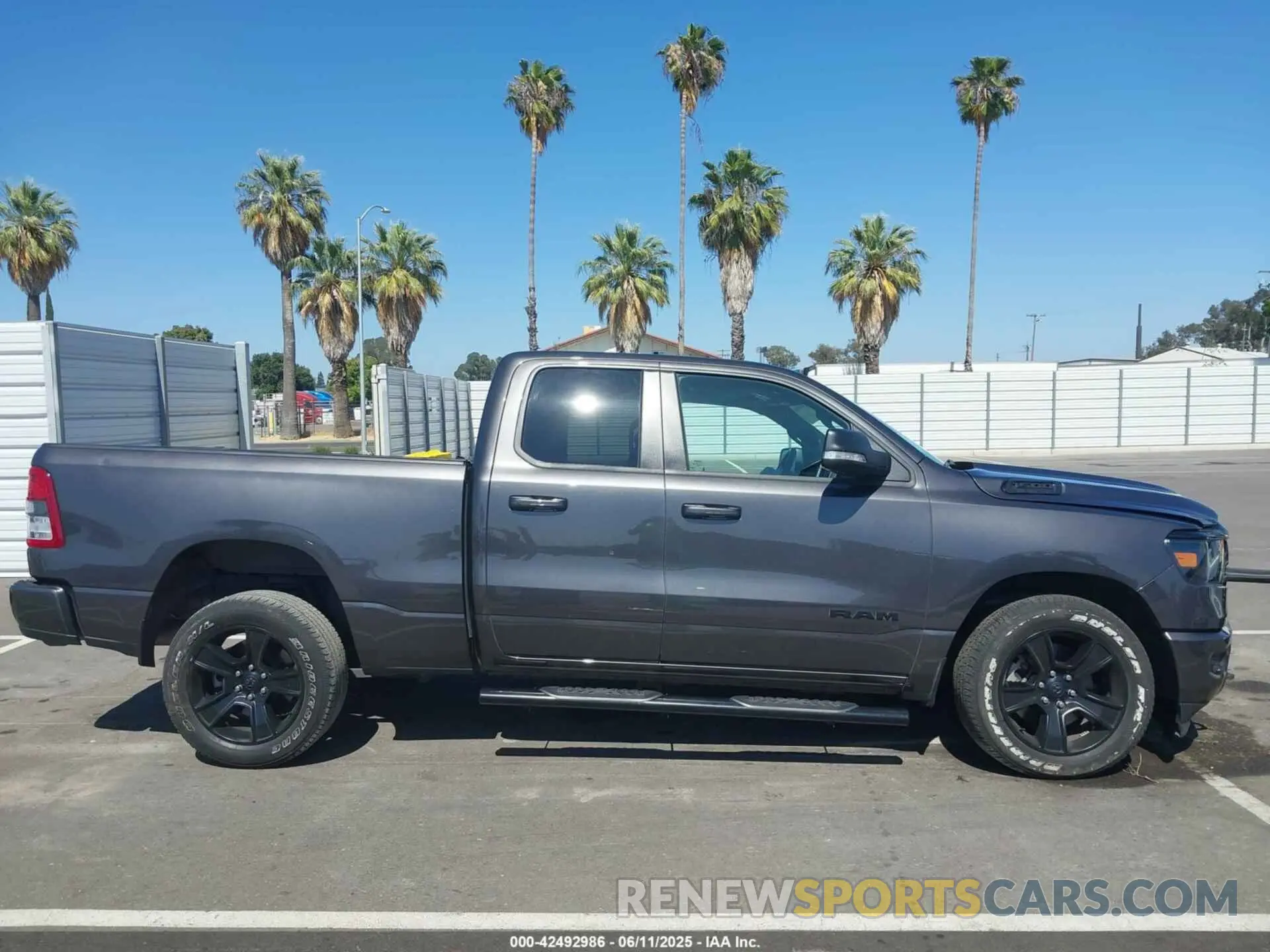 13 fotografías del automóvil dañado 1C6SRFBT3NN184201 RAM 1500 2022