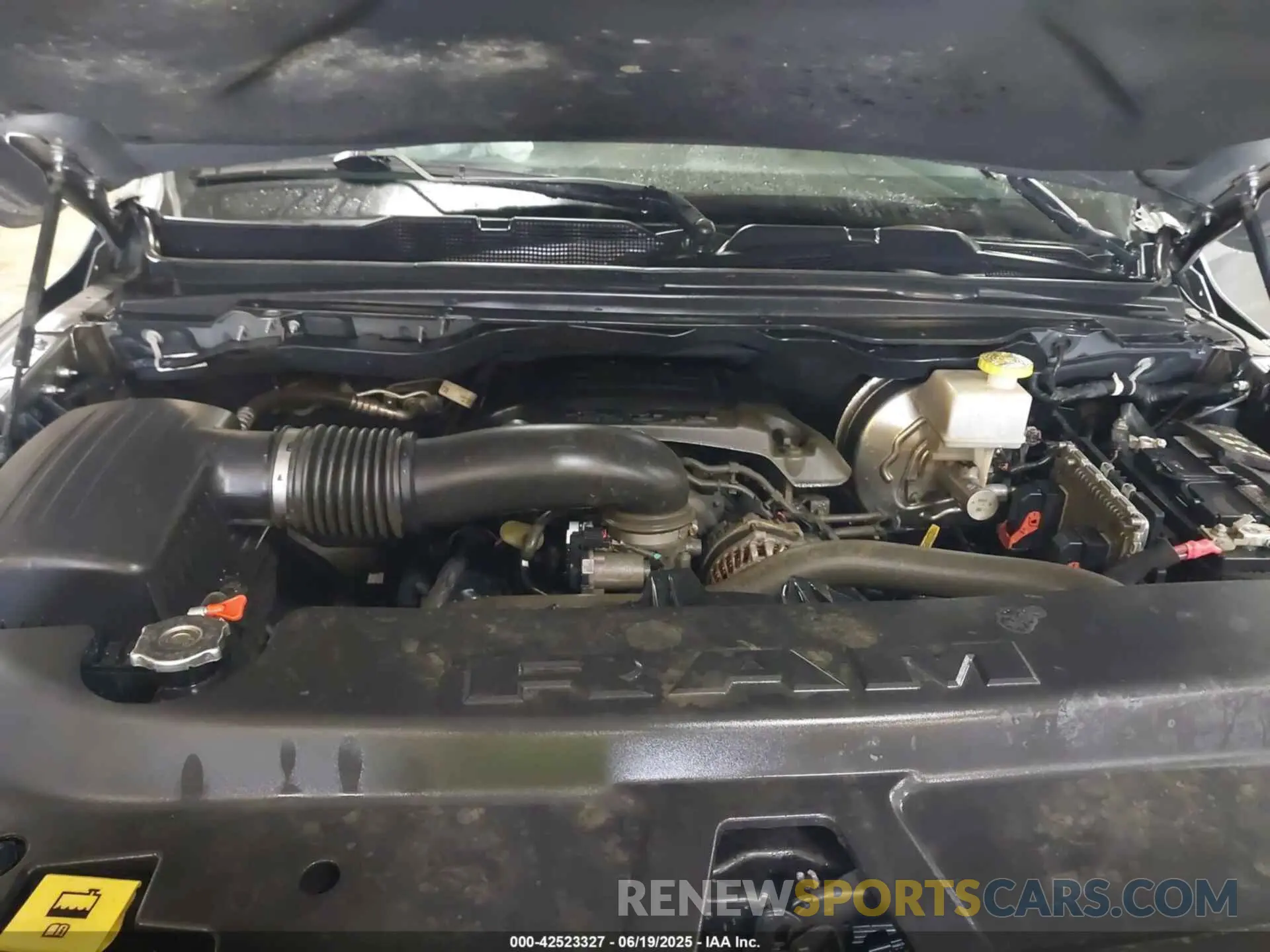 10 fotografías del automóvil dañado 1C6SRFBT4NN164801 RAM 1500 2022