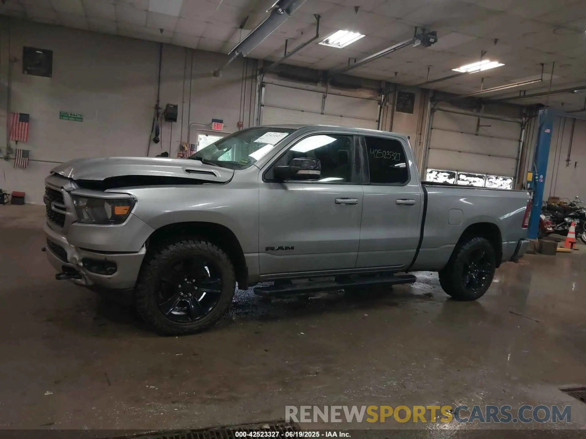 14 fotografías del automóvil dañado 1C6SRFBT4NN164801 RAM 1500 2022