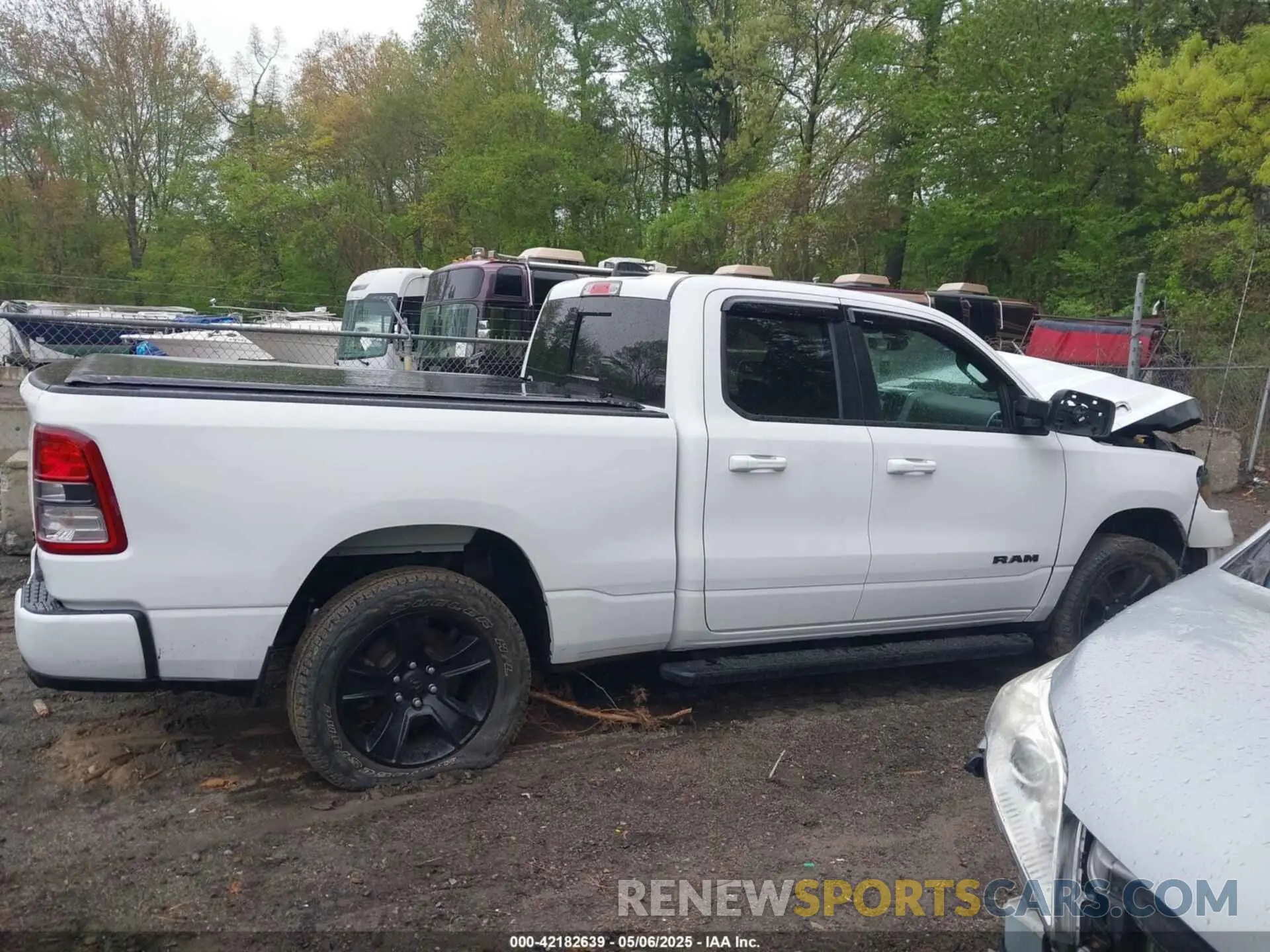 13 fotografías del automóvil dañado 1C6SRFBT4NN445190 RAM 1500 2022