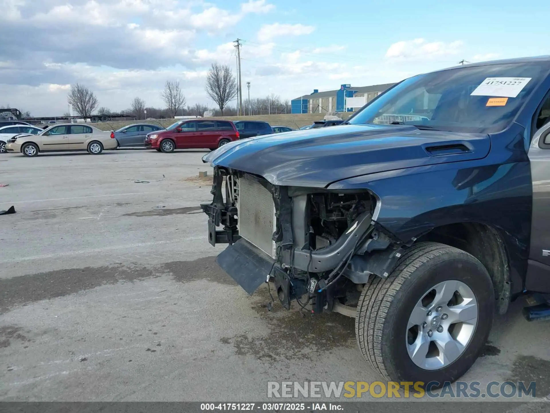 6 fotografías del automóvil dañado 1C6SRFBT6NN159941 RAM 1500 2022
