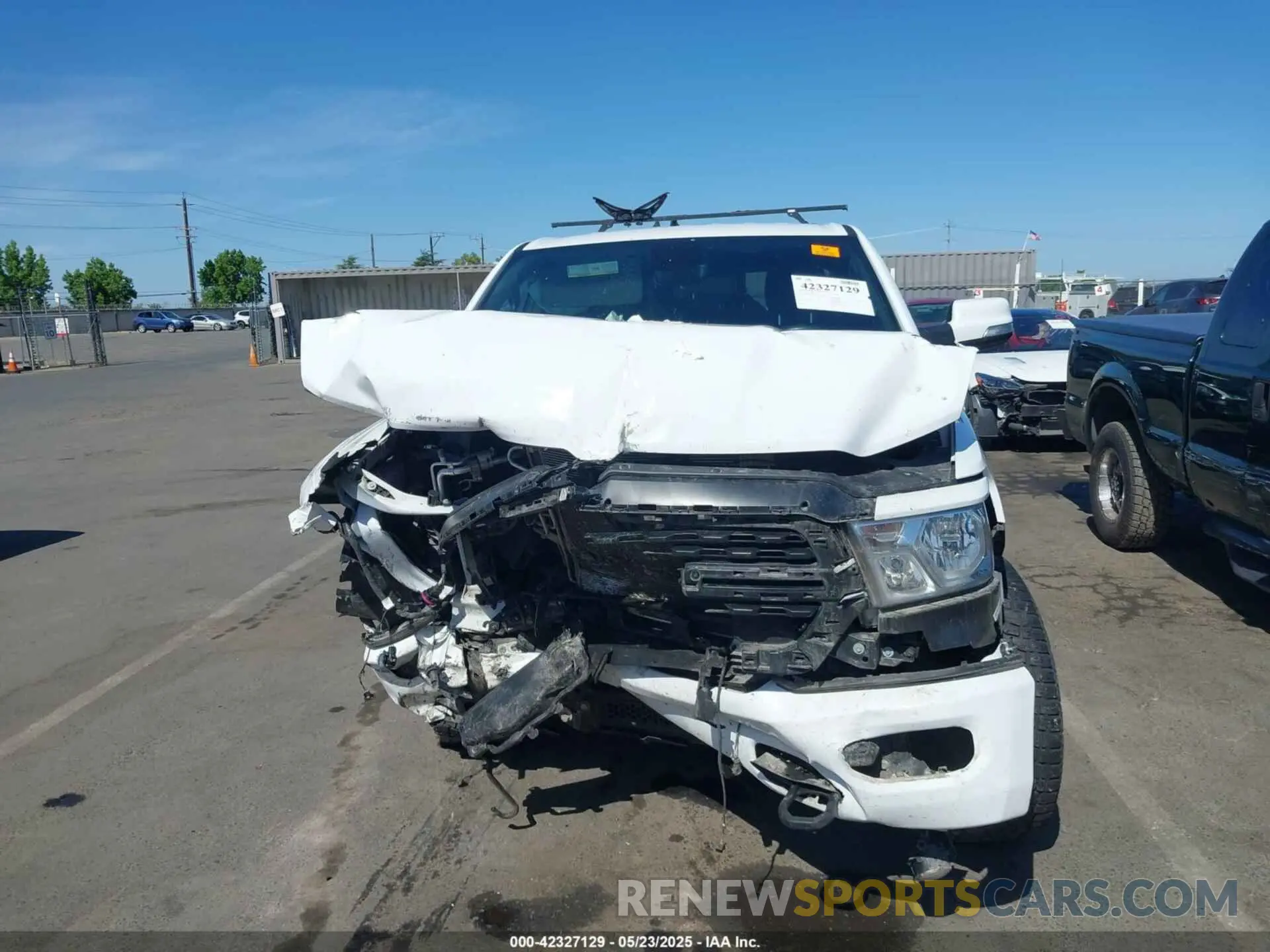 11 fotografías del automóvil dañado 1C6SRFBT9NN397346 RAM 1500 2022