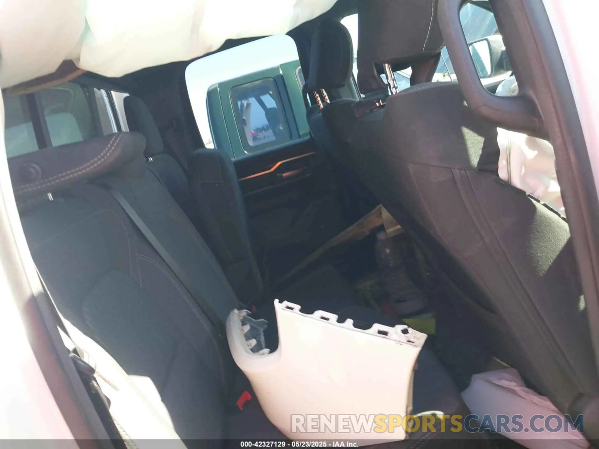 8 fotografías del automóvil dañado 1C6SRFBT9NN397346 RAM 1500 2022