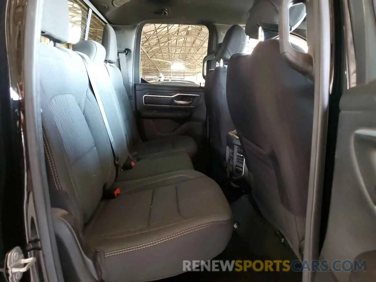 10 fotografías del automóvil dañado 1C6SRFBTXNN412193 RAM 1500 2022