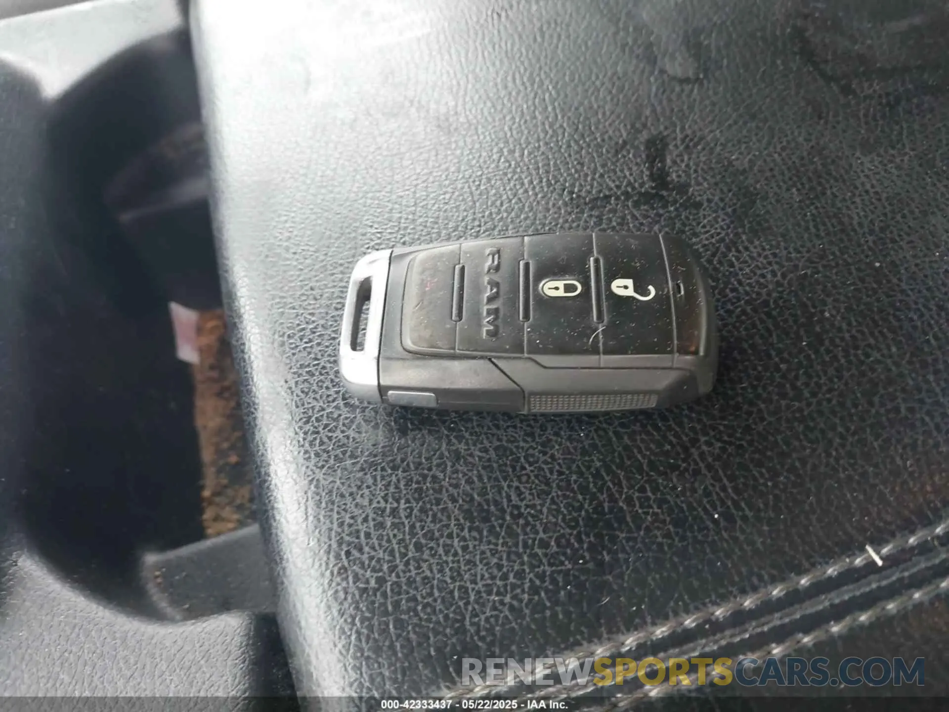 11 fotografías del automóvil dañado 1C6SRFCT2NN213959 RAM 1500 2022