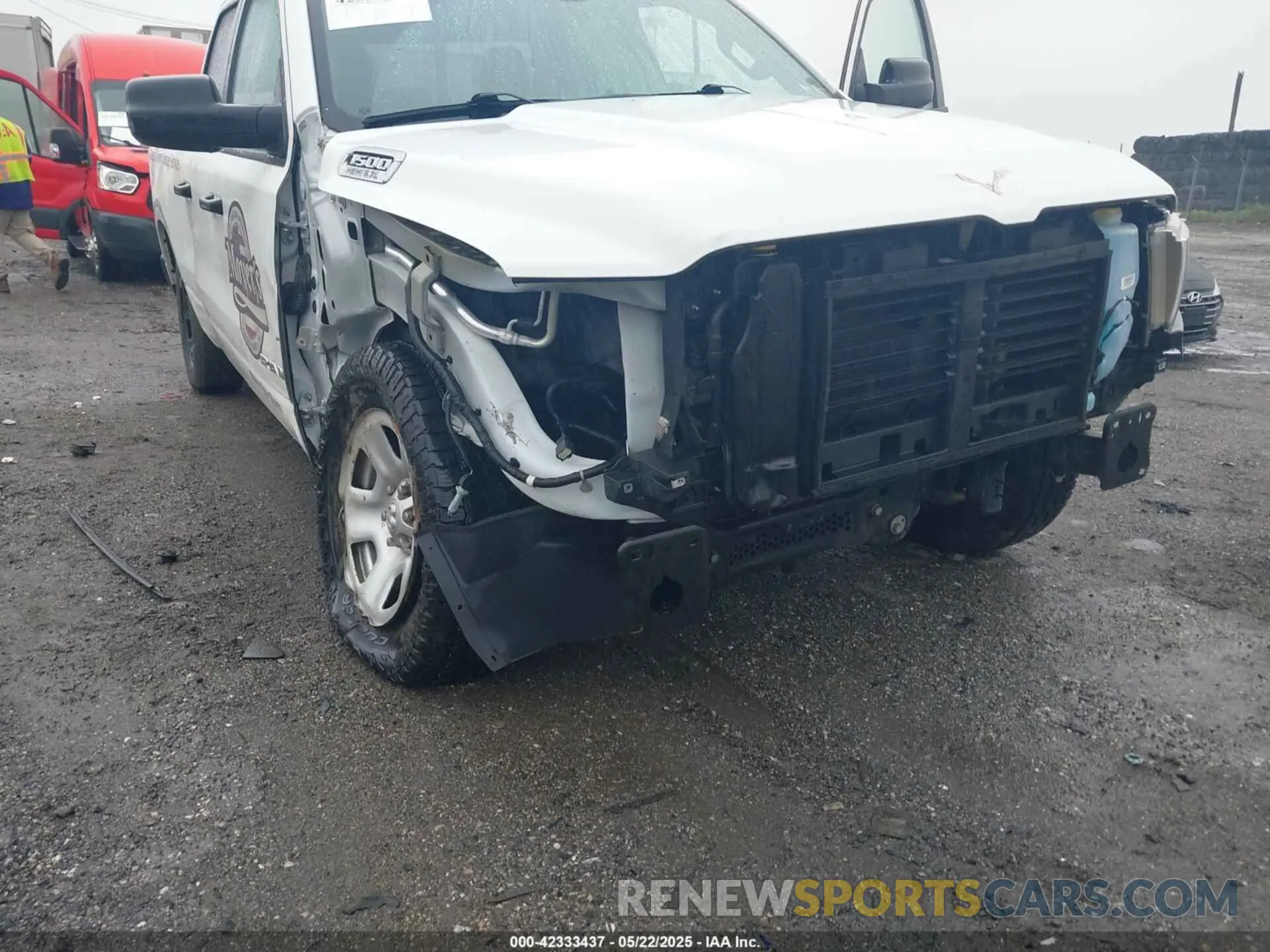 6 fotografías del automóvil dañado 1C6SRFCT2NN213959 RAM 1500 2022