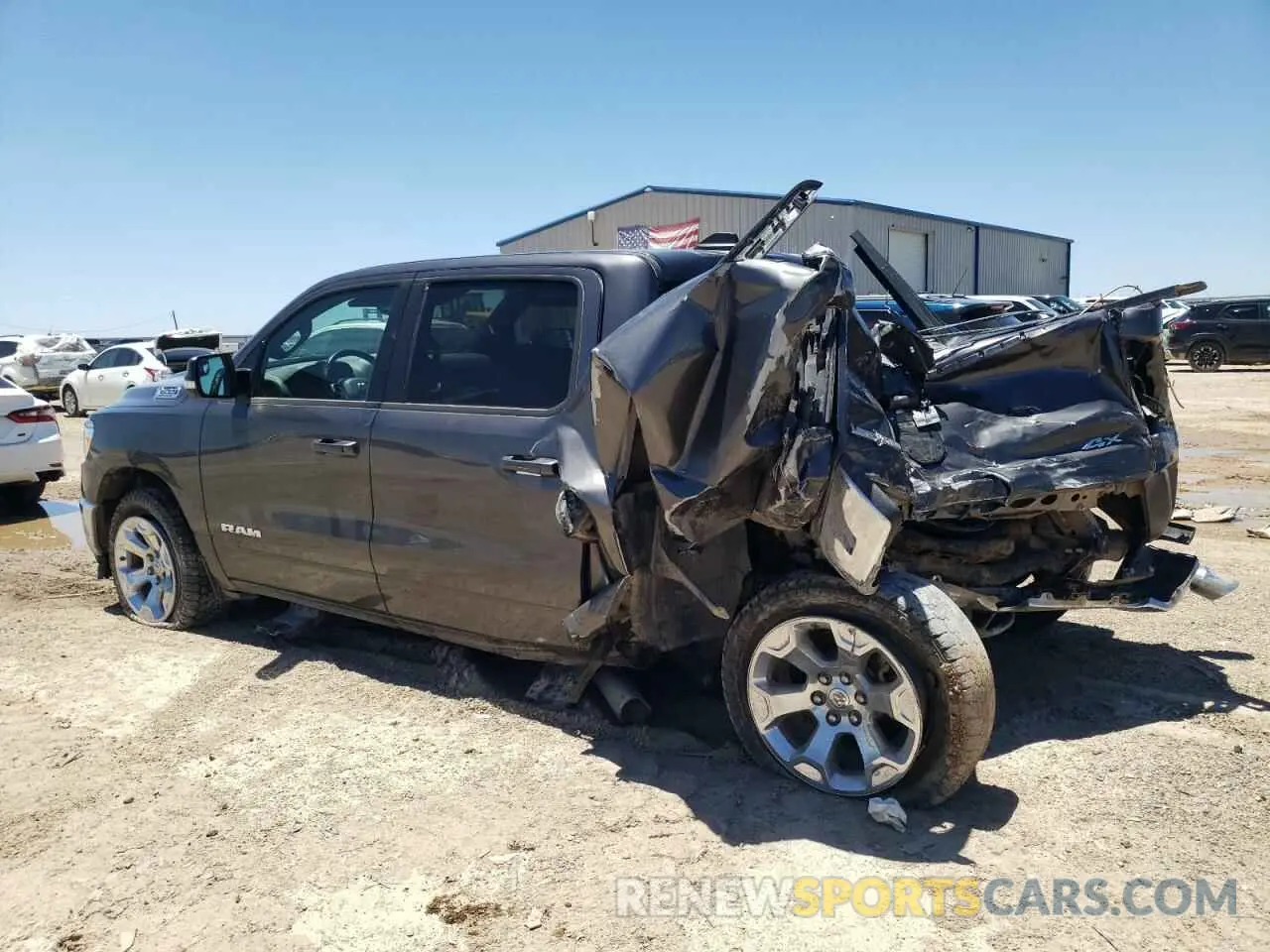 2 fotografías del automóvil dañado 1C6SRFFT0NN154812 RAM 1500 2022